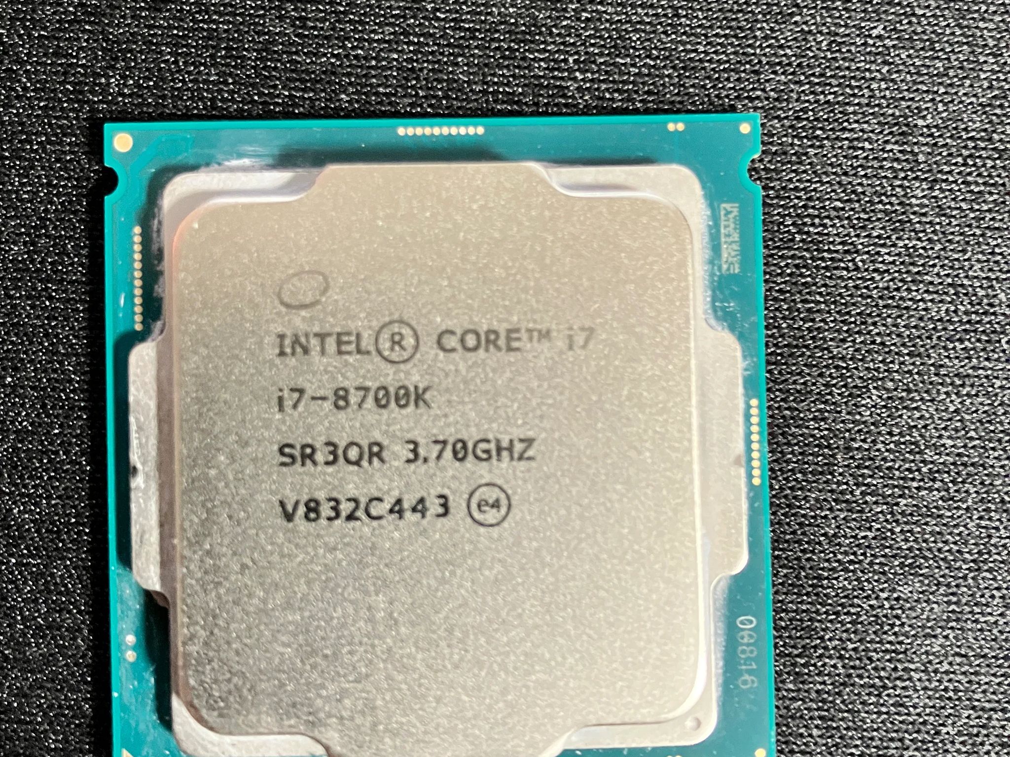 Intel Core i7 - 8700K