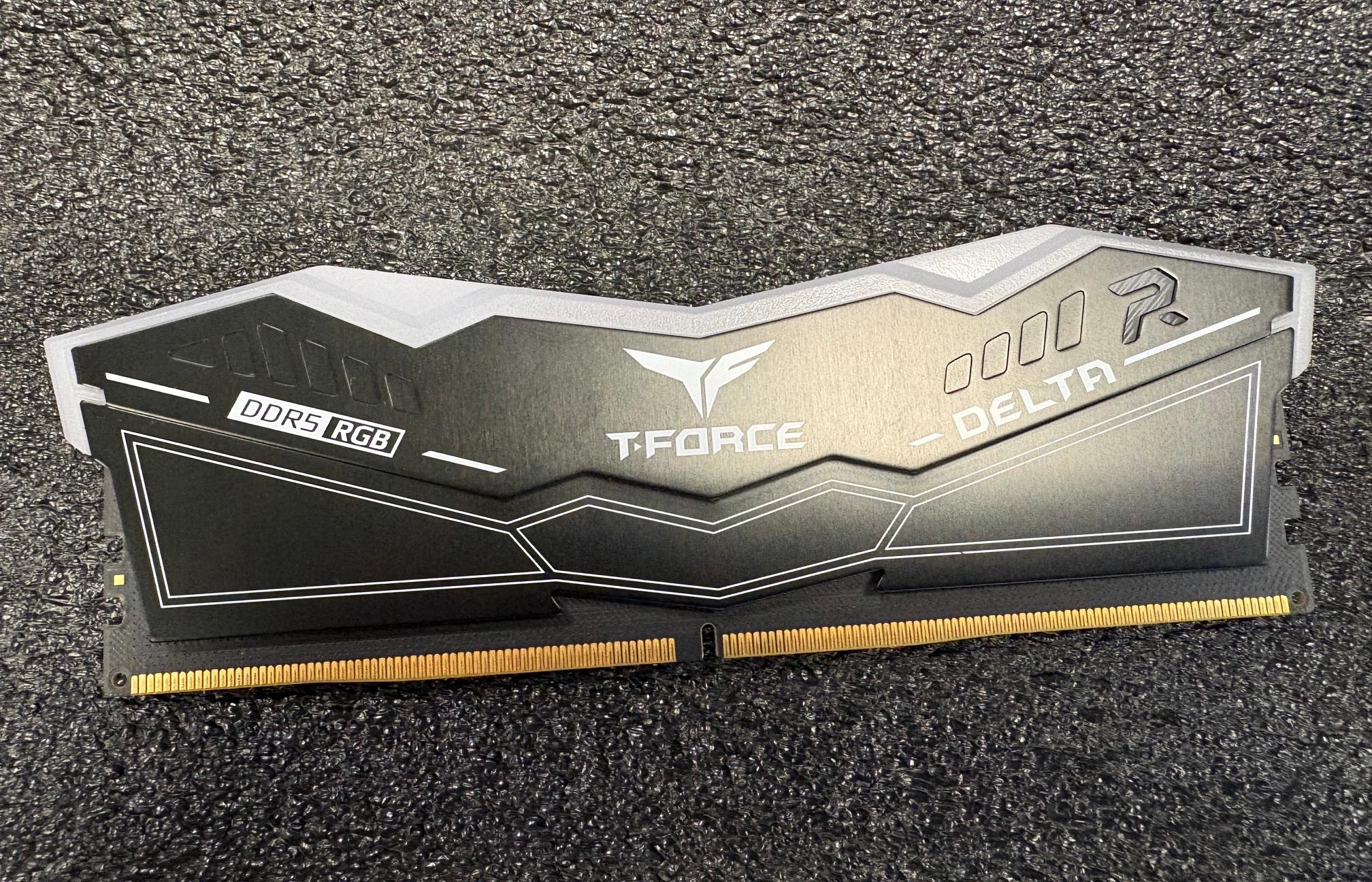 TEAM GROUP T-FORCE DELTA 16GB (1x16GB) DDR5 5600MHZ-FF3D516G5600HC36BBK - Desktop Memory