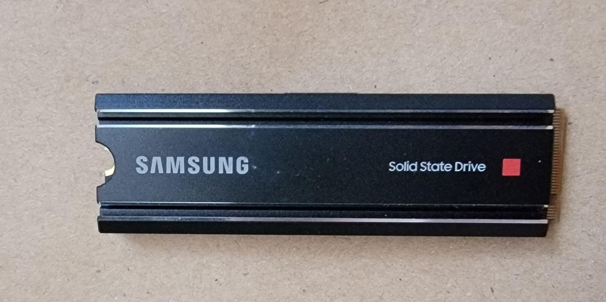 SAMSUNG 980 PRO SSD with Heatsink 1TB PCIe Gen 4 NVMe M.2 Internal Solid State Drive - USED