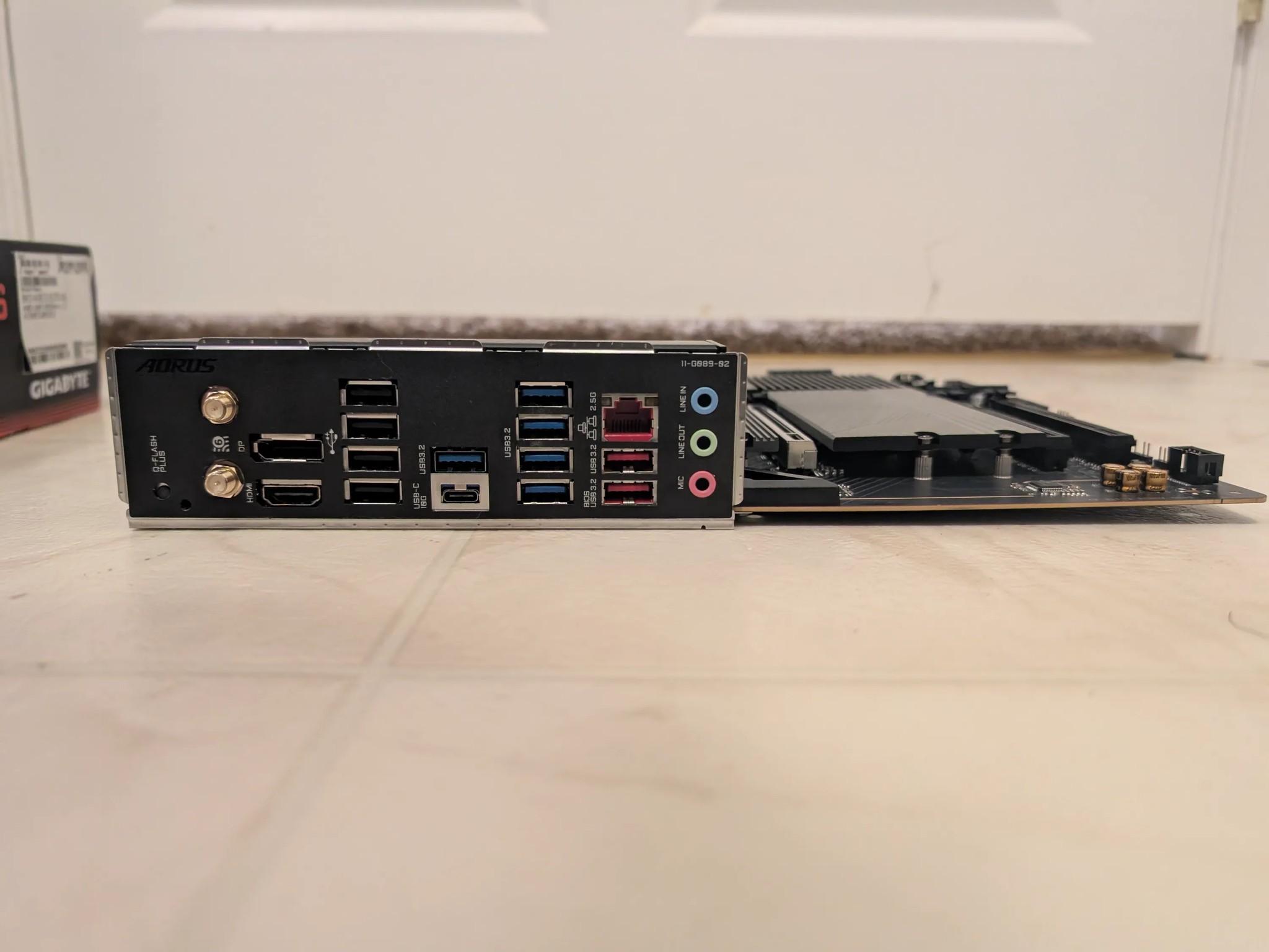 GIGABYTE B650 AORUS ELITE AX ATX AM5 (DDR5, PCIe 5.0)