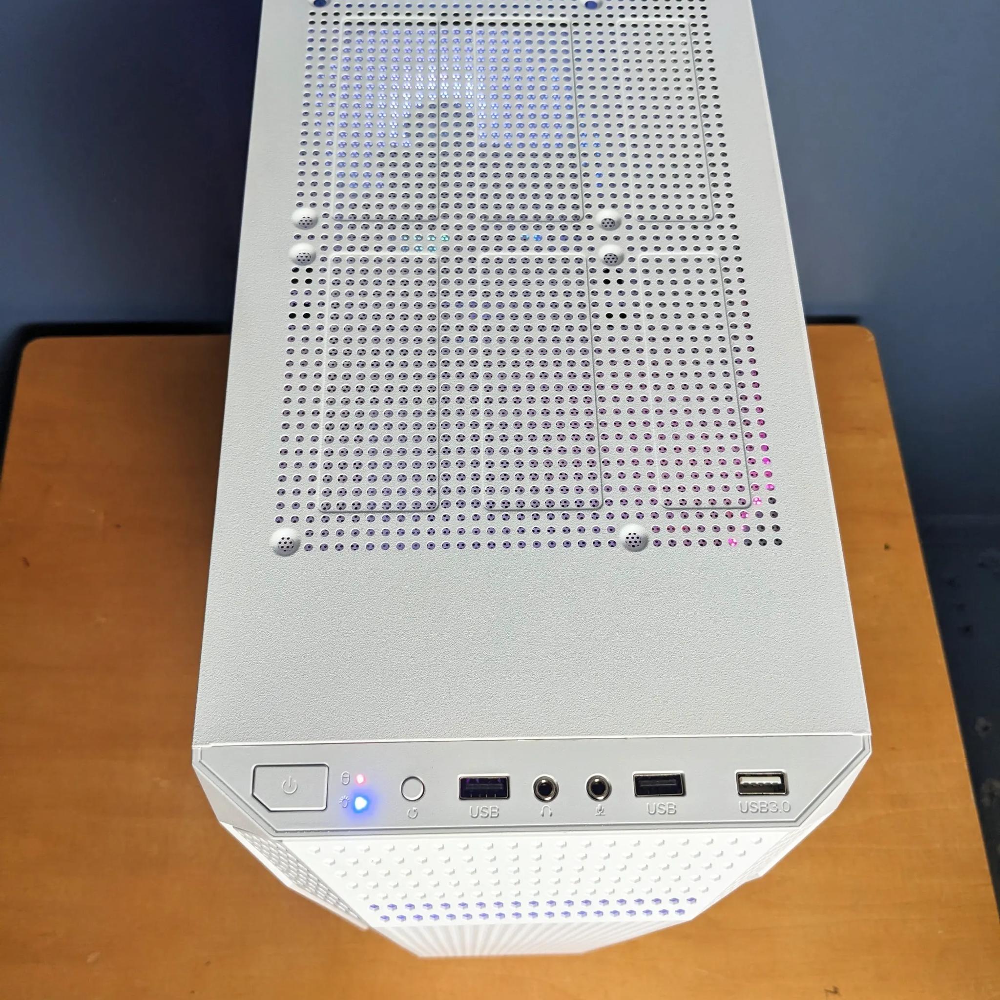 ⚡White Lightning⚡ i5-10400f, RTX 2070, 16GB DDR4 RAM, 1TB SSD M.2, White Case, RGB, Windows 11 Pro