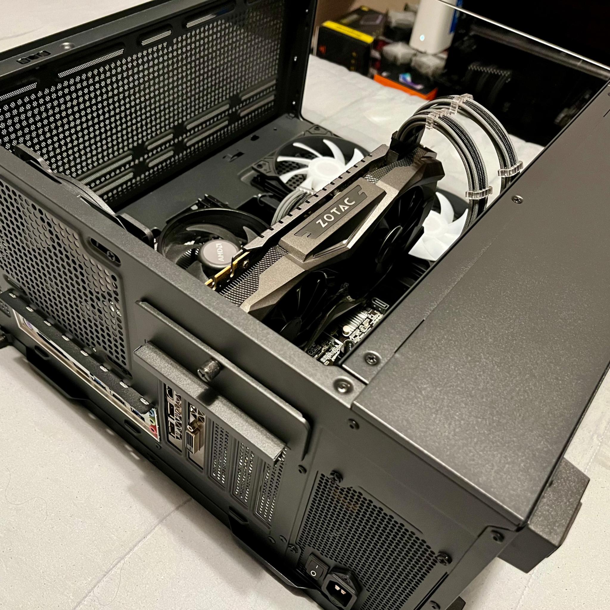 Custom Gaming PC |GTX 1080 // Ryzen 3500x // 16GB DDR4|