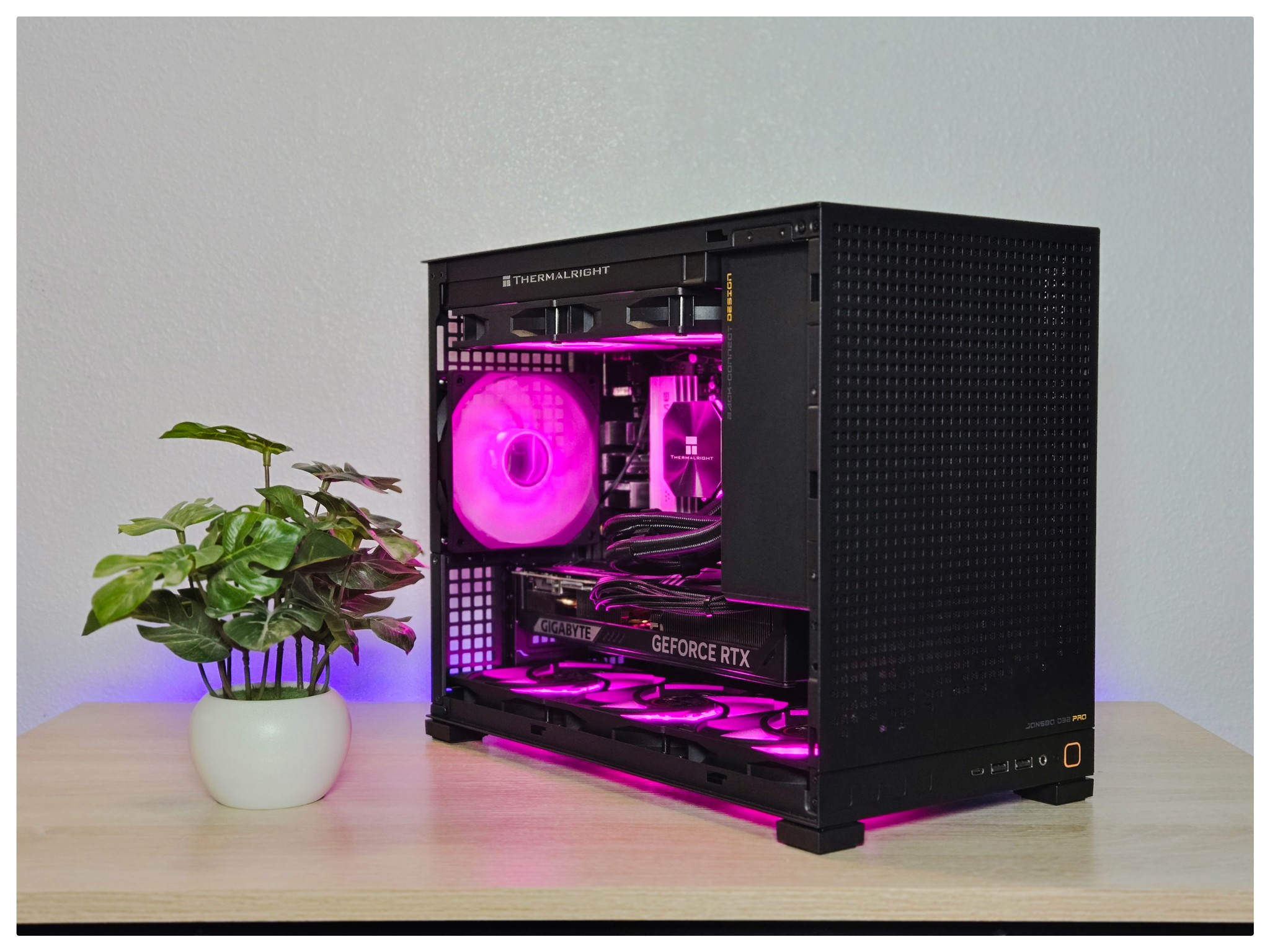 Ryzen 7800X3D | RTX 5070 | Wi-Fi | RGB Gaming PC