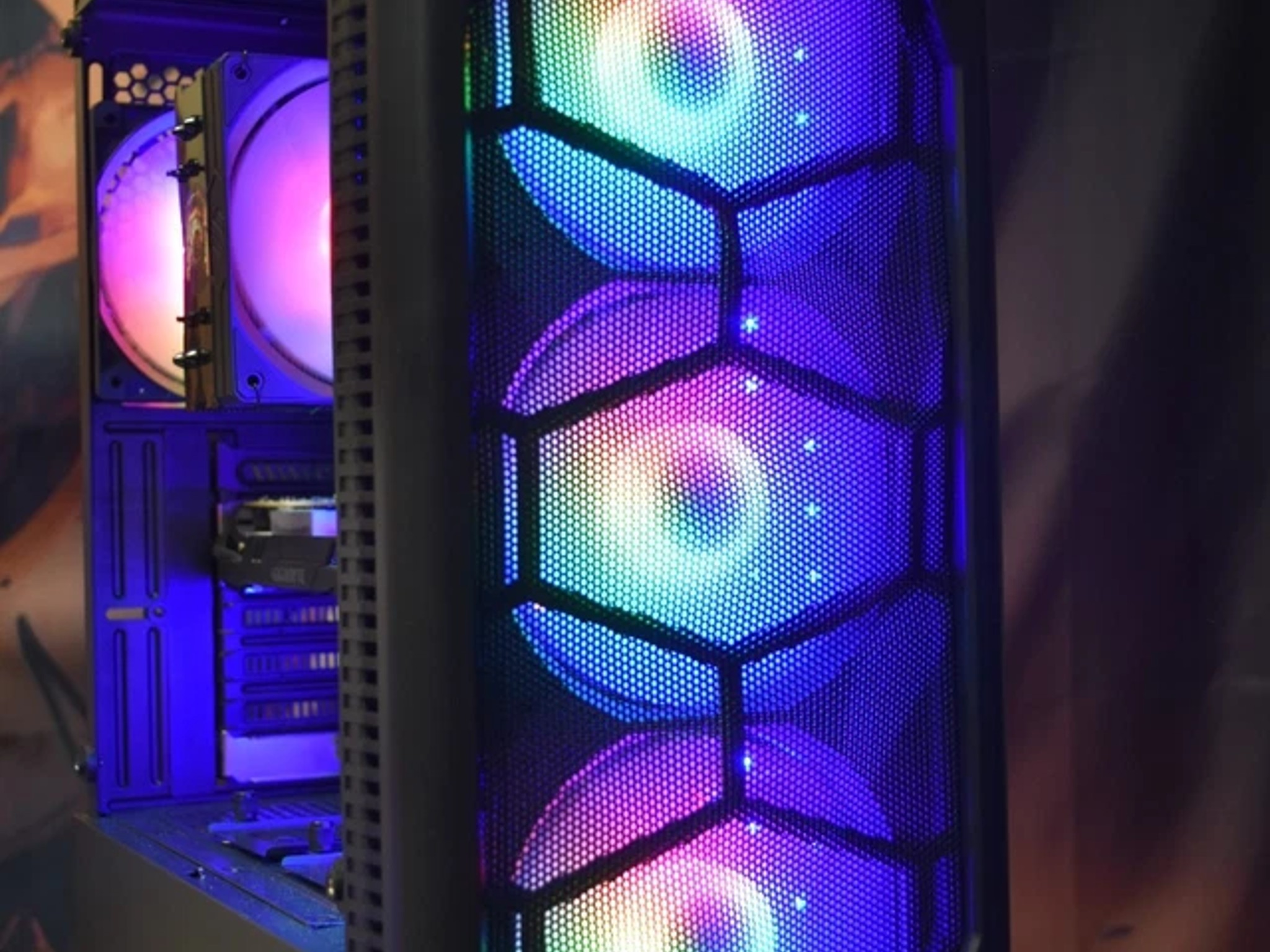 Gaming PC Intel I 7 16 RAM RTX 1650 1TB M.2+ 500 GBHHD 600 Watt PSU Wi-fi