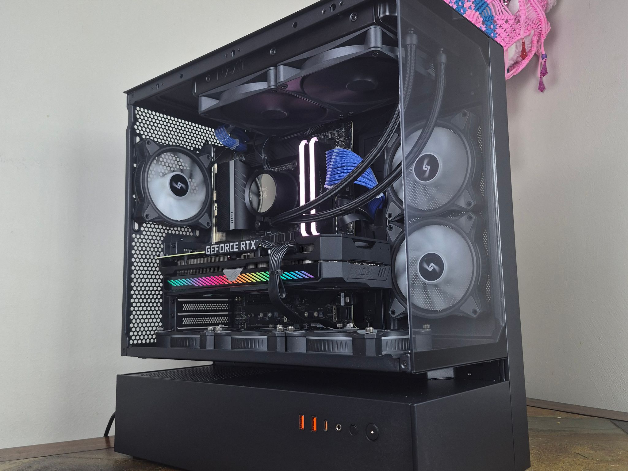 Custom Gaming Pc - RTX 3060TI & I7 12700F