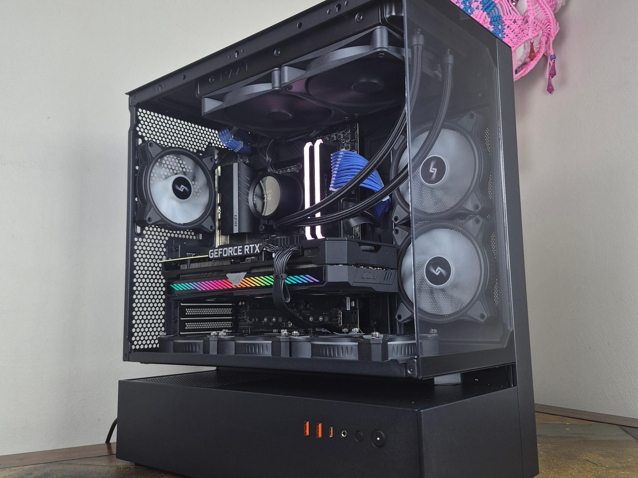 Custom Gaming Pc - RTX 3060TI & I7 12700F