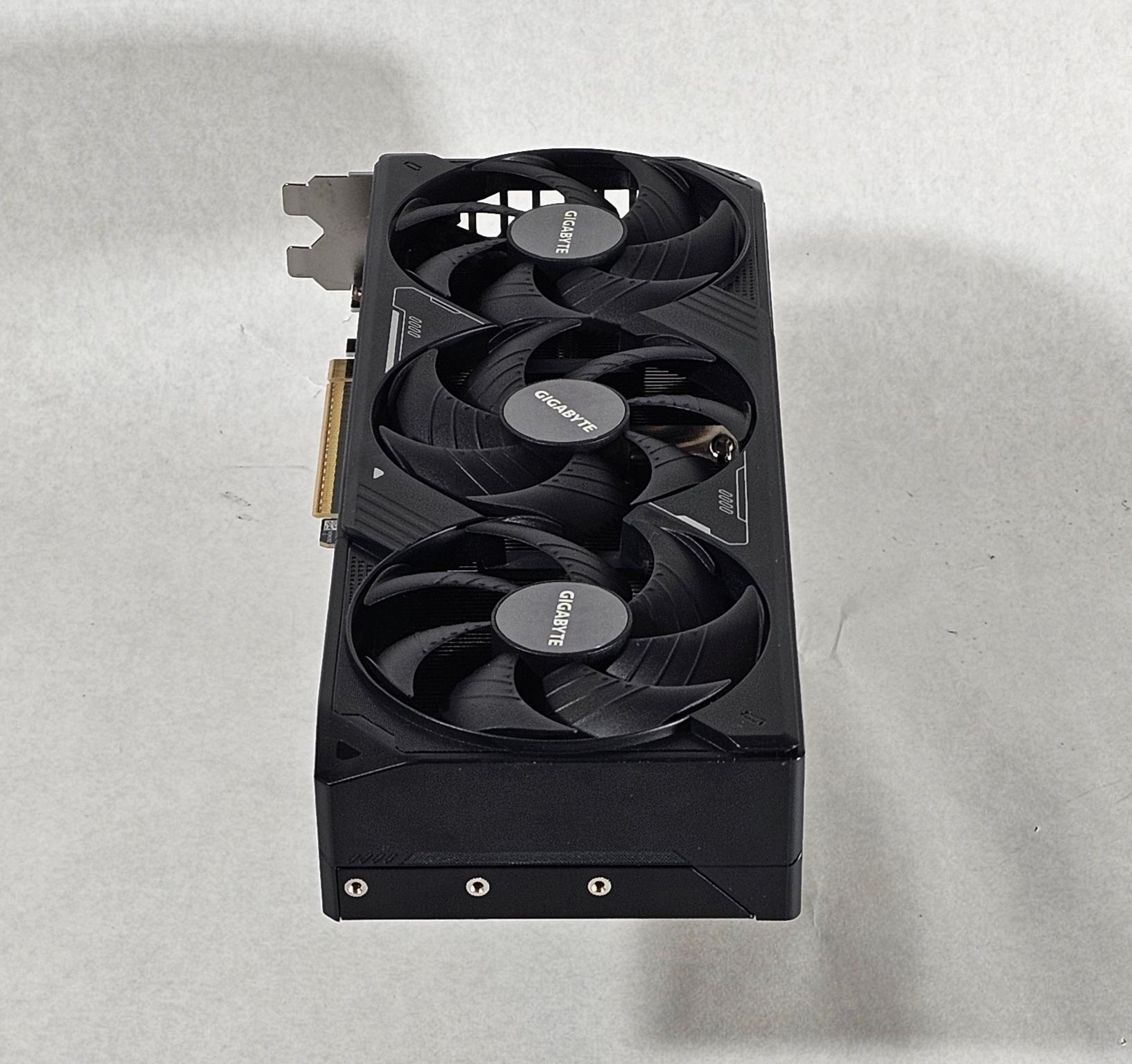 NVIDIA GeForce RTX 5080 - Image 5