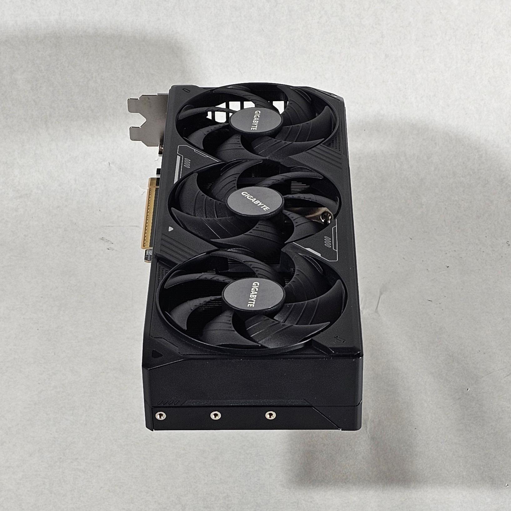 RTX 5080 Gigabyte 16GB