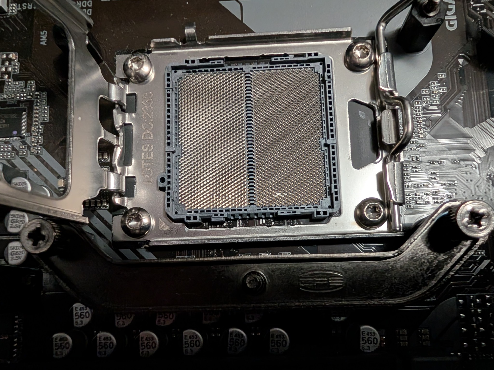 Gigabyte B650M D3HP Micro ATX AM5 Motherboard *READ DESCRIPTION*