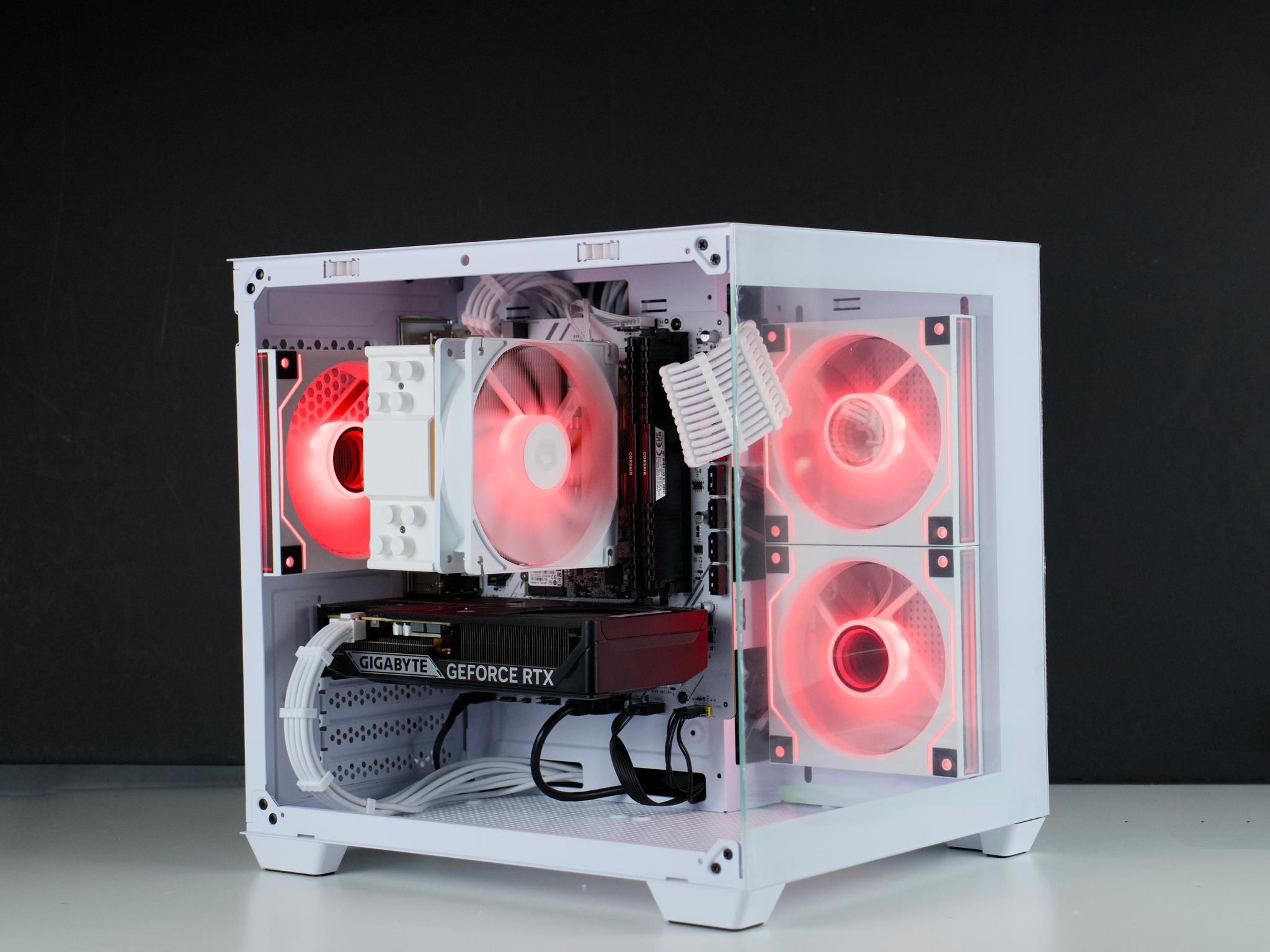 🧊❄️🧊 White Gaming PC – RTX 5060, Ryzen 5 5600X, 32GB RAM, 960GB SSD - WiFi, BlueTooth 🧊❄️🧊