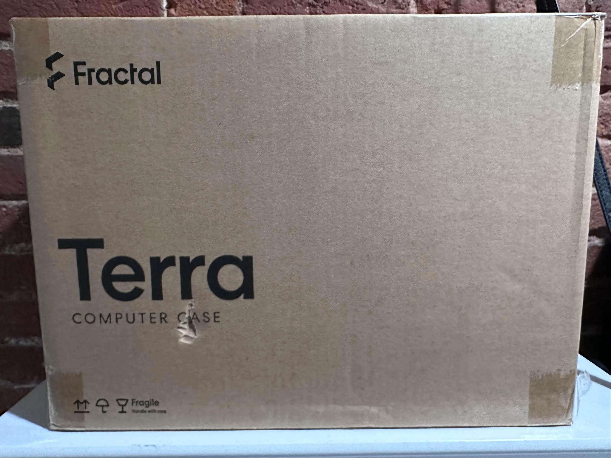 Fractal Design Terra Mini-ITX Small Form Factor PC Case (Graphite)