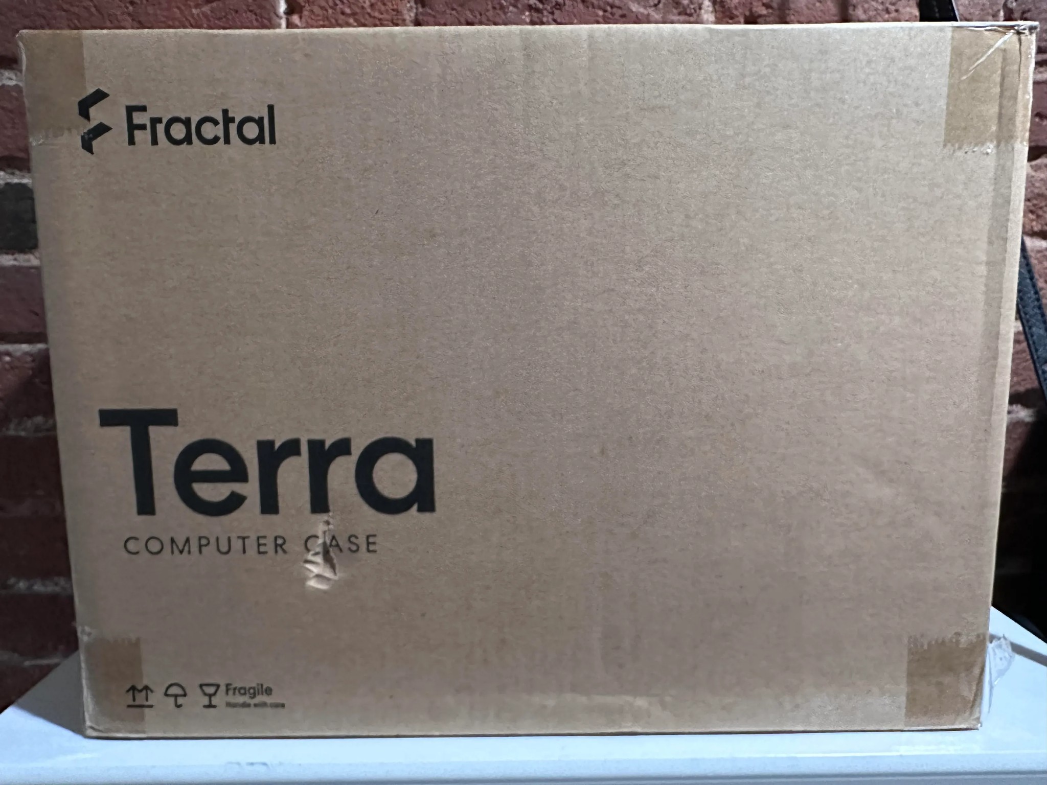 Fractal Design Terra Mini-ITX Small Form Factor PC Case (Graphite)