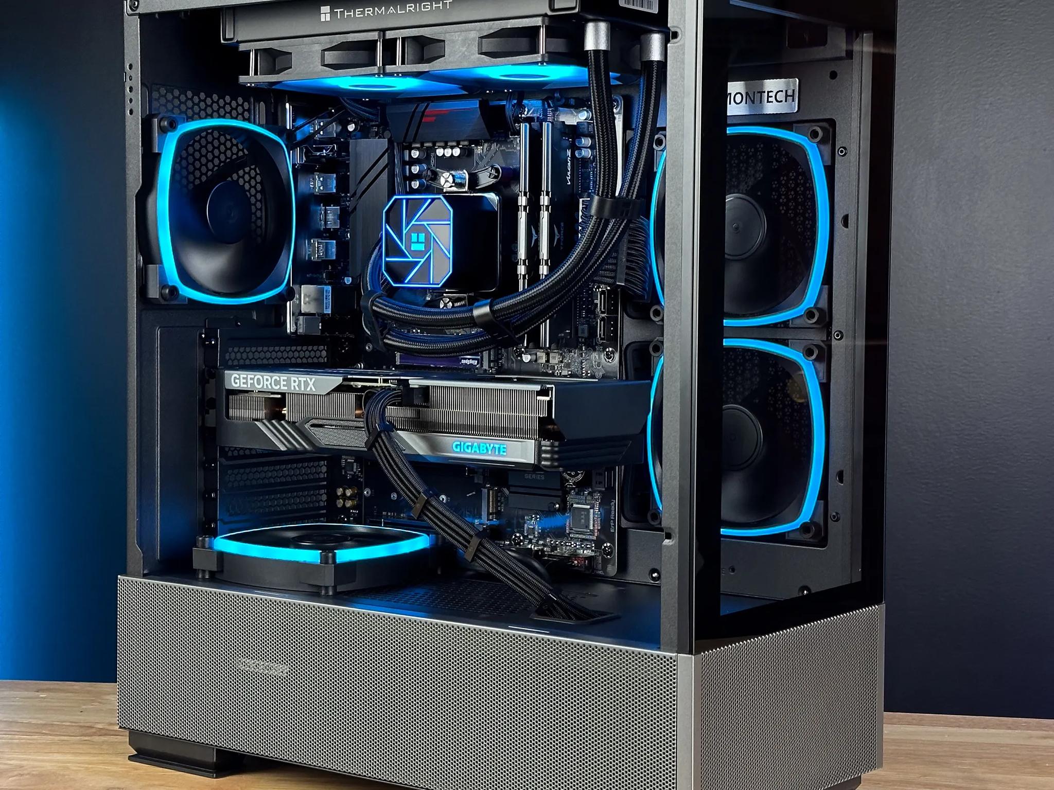 AES Creator Plus AMD Ryzen 7 5700x - RTX 4060 Ti Gaming PC
