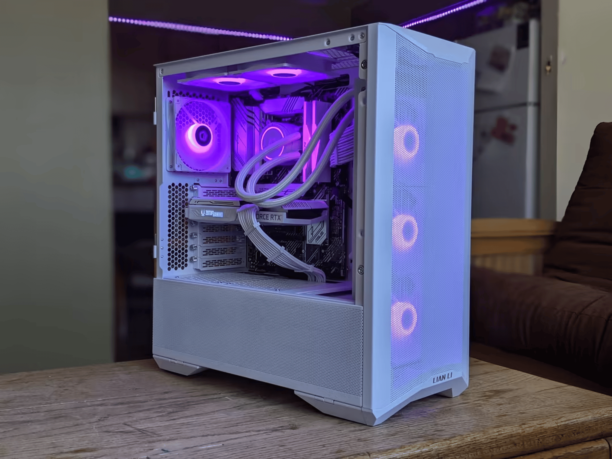 White Rtx 3060ti I5 10600kf Gaming and Streaming PC