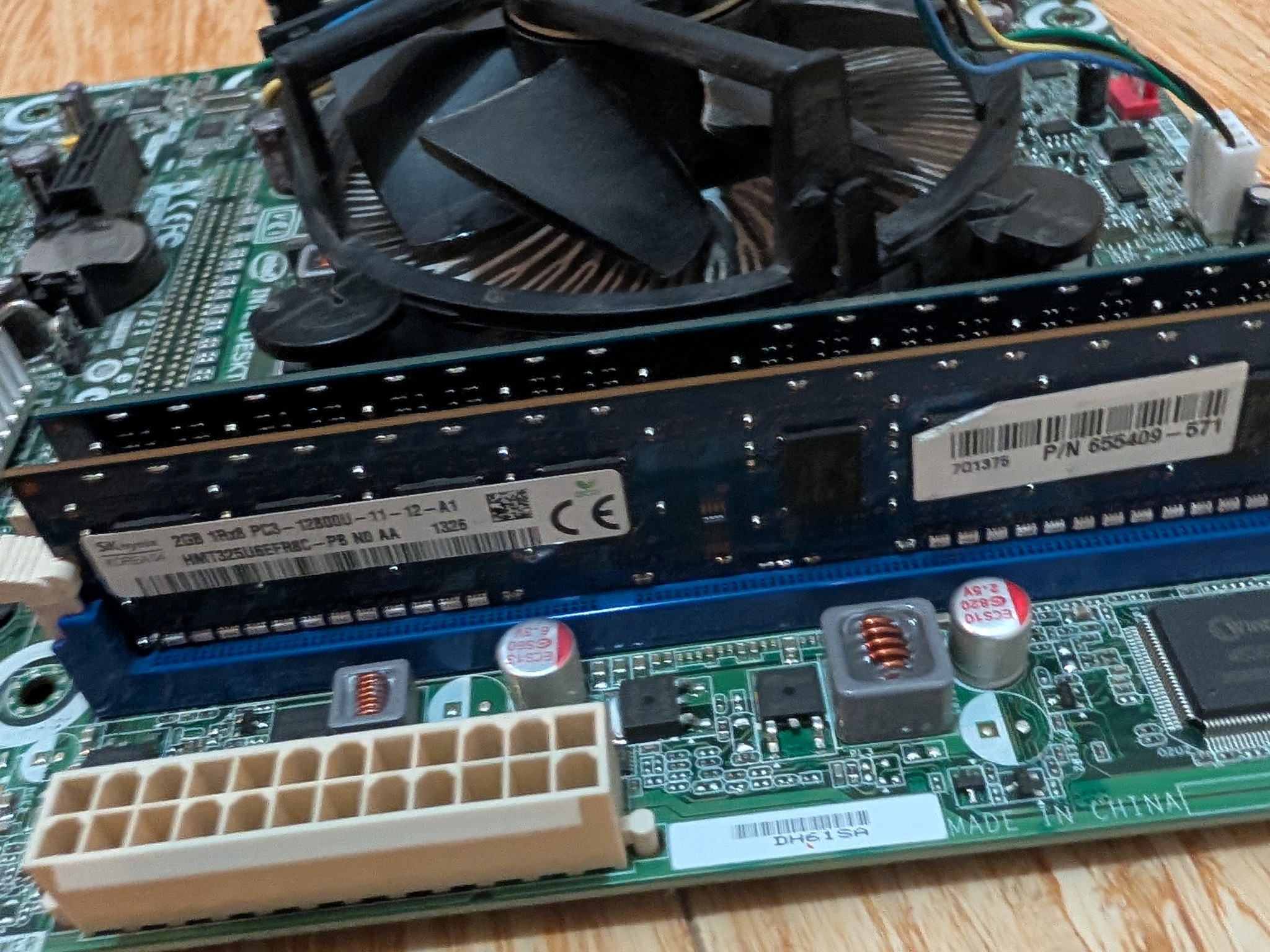 Motherboard bundle | Intel LGA 1155 | I3 2100 | 4gb ram | Stock cooler|