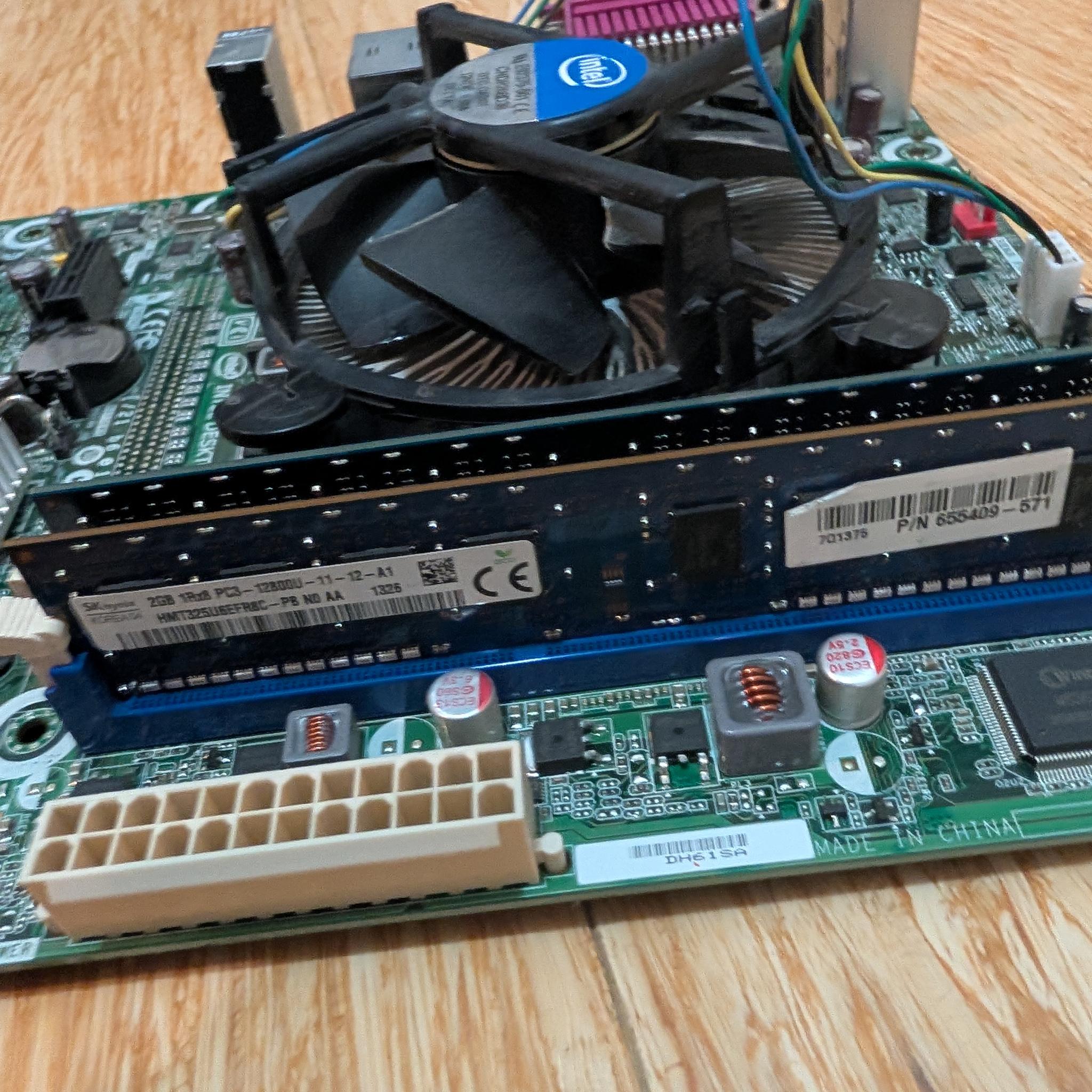 Motherboard bundle | Intel LGA 1155 | I3 2100 | 4gb ram | Stock cooler|