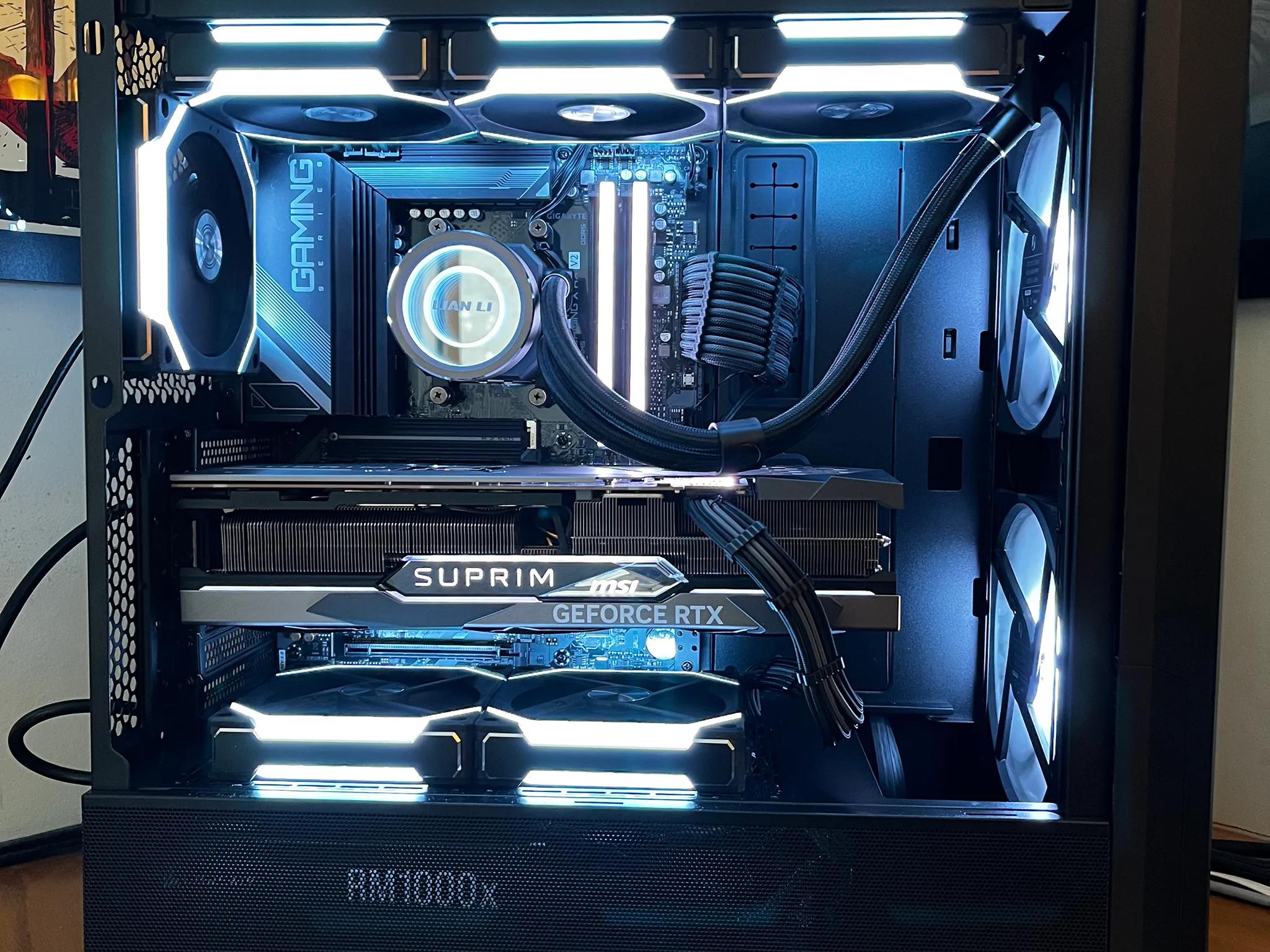 Gray Wolf - RTX 4080 | Ryzen 7 7700X | 32GB @ 6000 MT/sec | 4TB storage | 1000W PSU