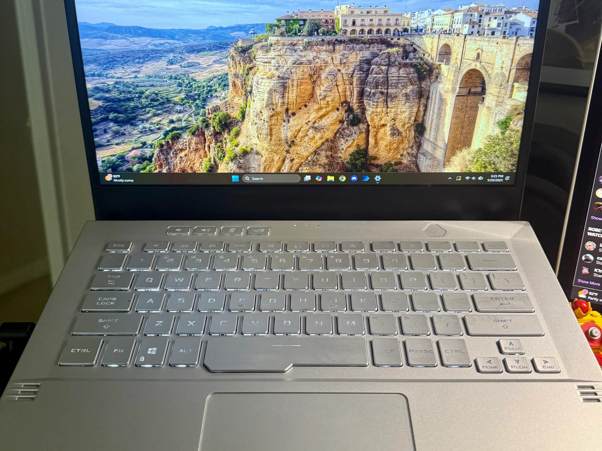 ASUS ROG Zephyrus G14 | 144Hz FHD | Ryzen 9 5900HS | 40GB RAM | 1TB SSD | NVIDIA RTX 3060