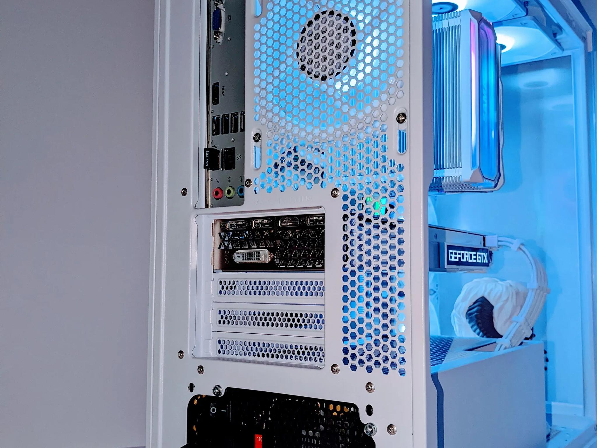 Blizzard King🧊👑| I7-7700| GTX 1080 8GB| 16GB Gloway RGB DDR4| 1TB NVMe SSD| Windows 11 Pro