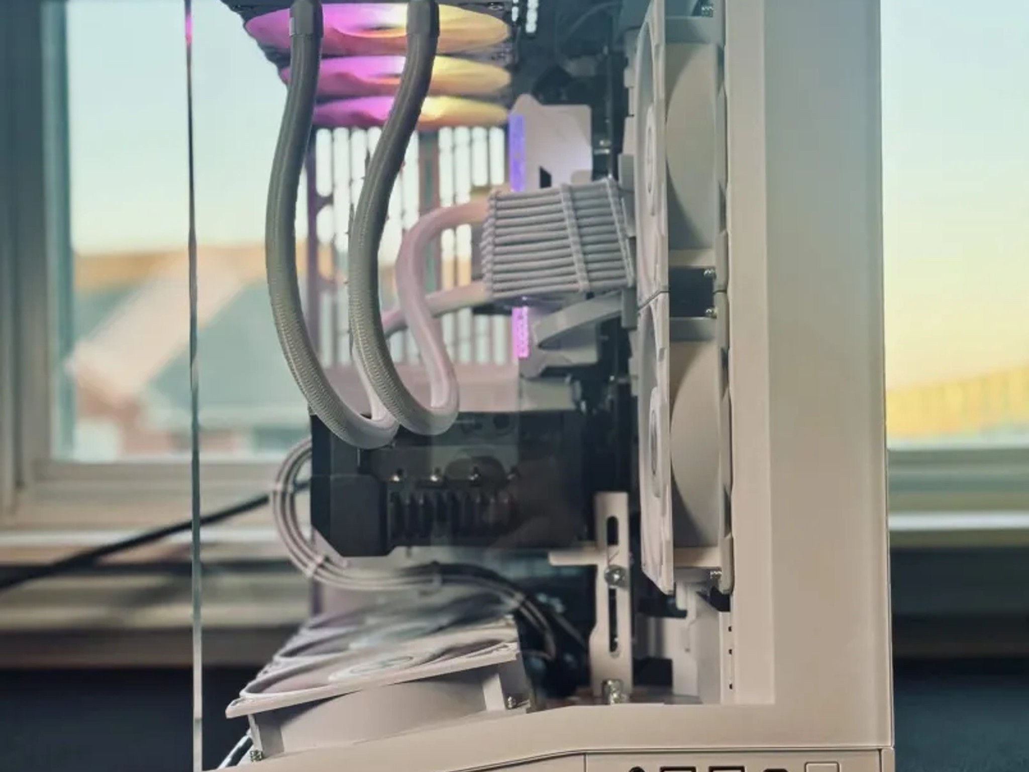 WHITE OUT Gaming PC | RTX 4070 Ti | Ryzen 7 5700 | Windows 11