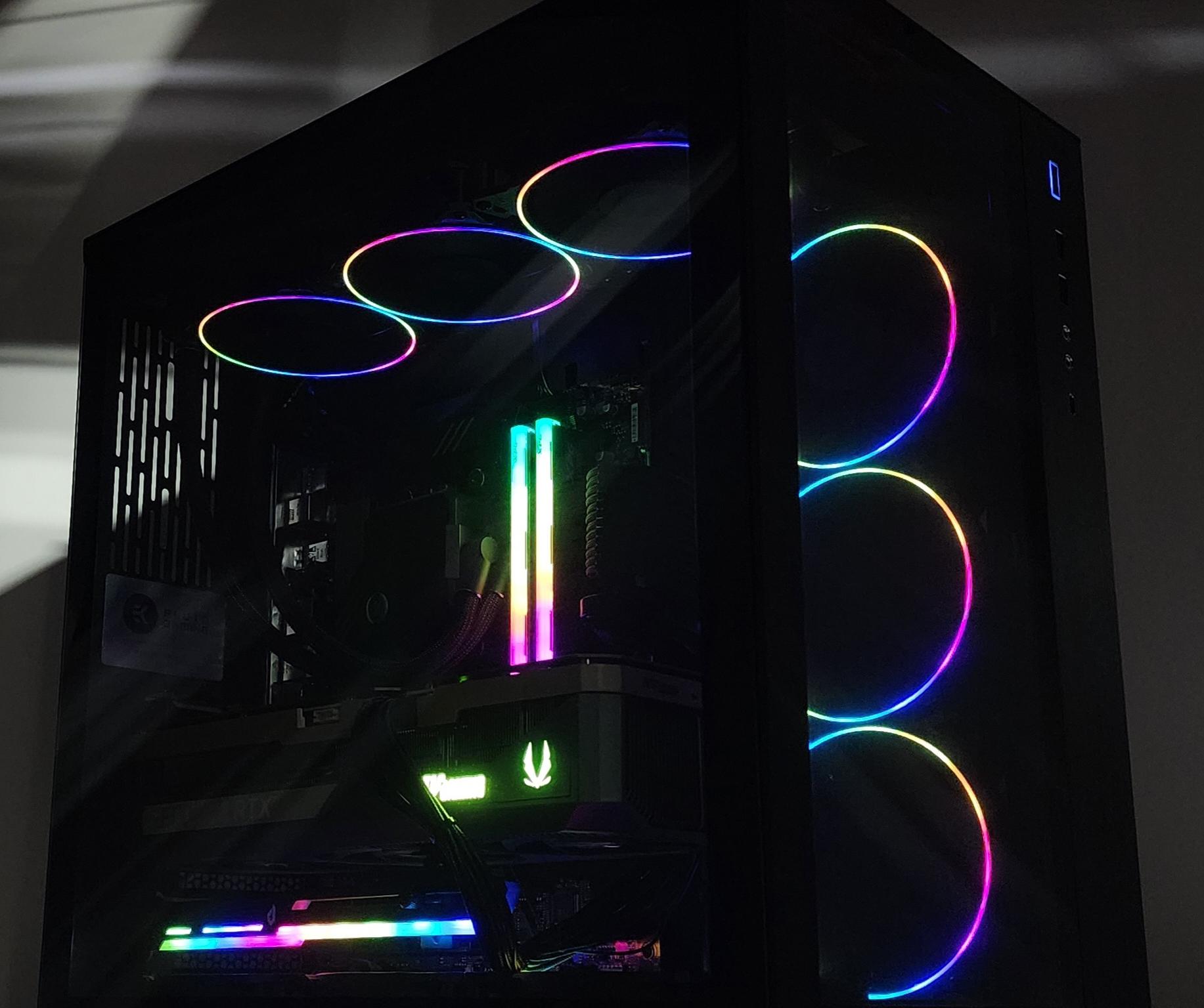 Gaming PC Ryzen 7 7800X3D 32GB RAM 2TB SSD RTX 5080 16GB Windows 11 Computer