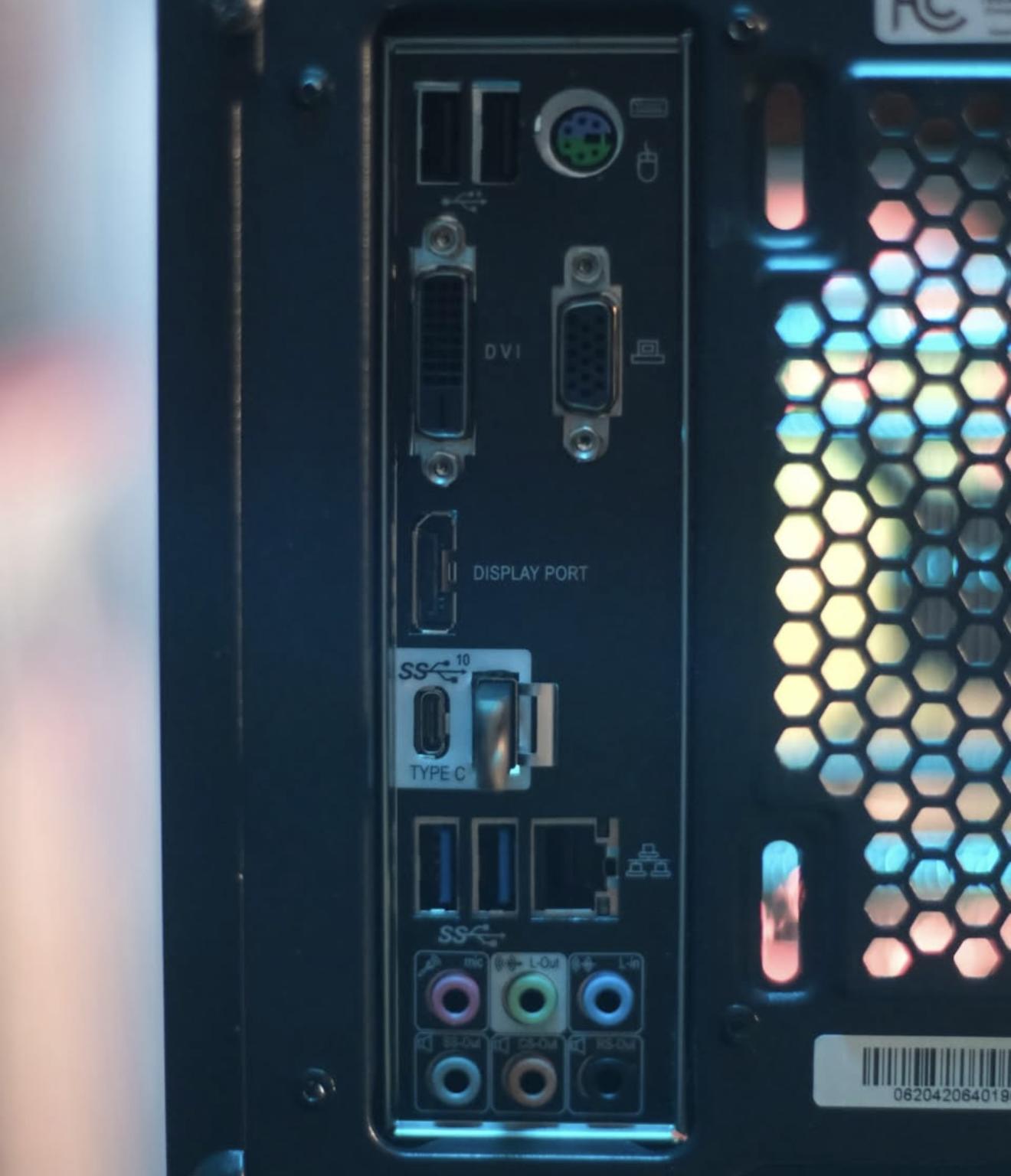 WONDERFUL Black and White spider-Man RGB Gaming PC