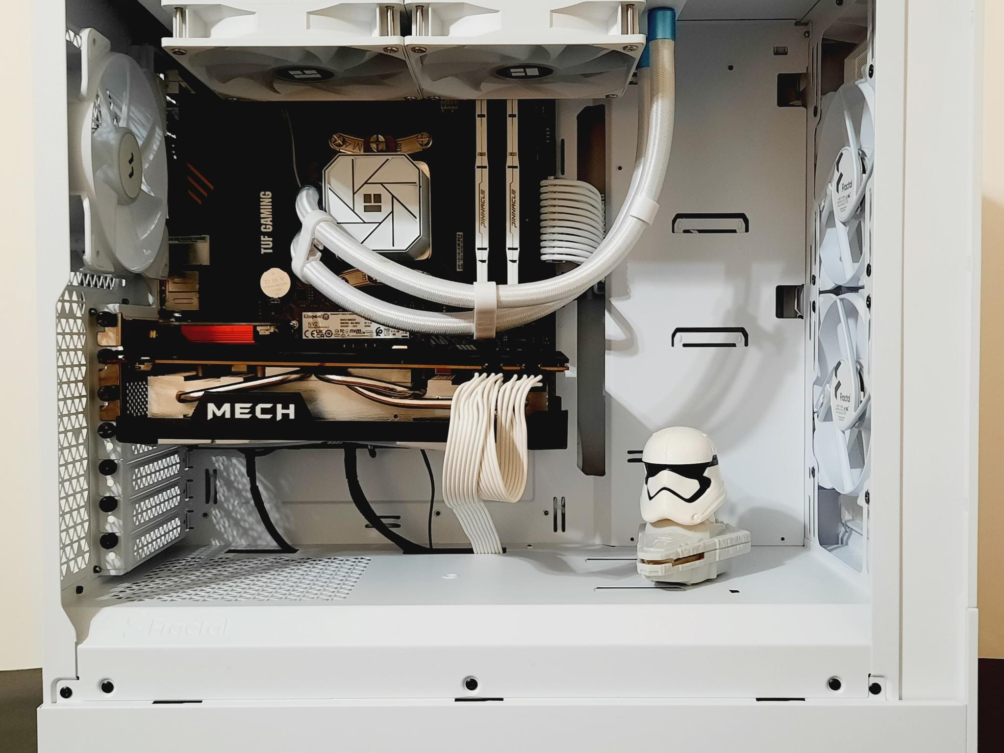 ❄️Liquid Cooled White Gaming PC 1440p - Ryzen 5 5600 ○ 32GB RAM