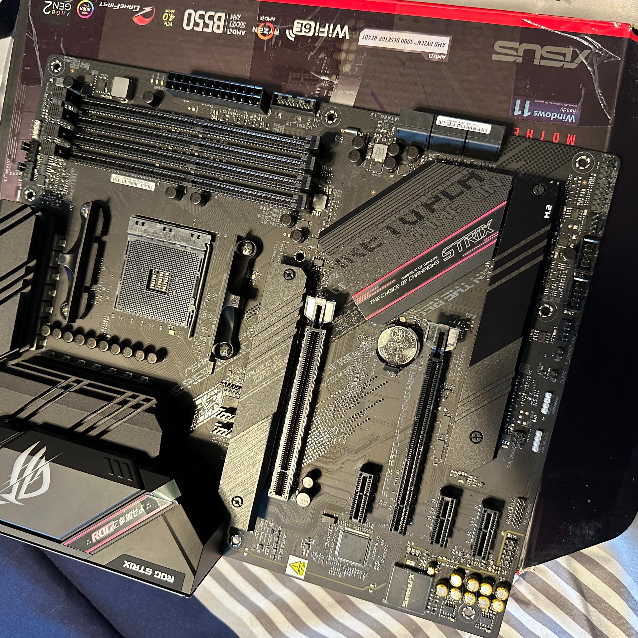 Asus ROG B550-F