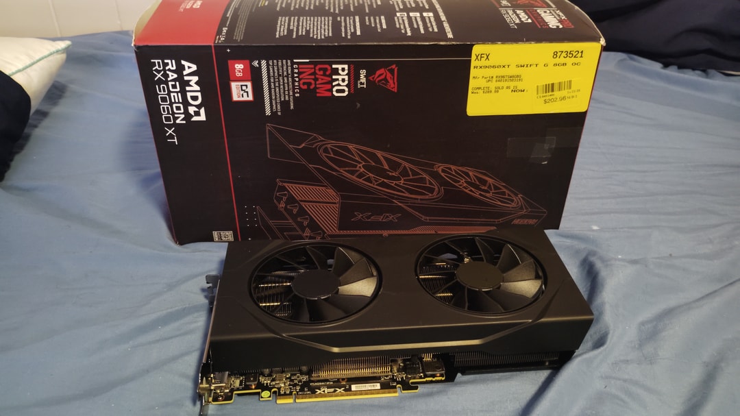 XFX Swift AMD Radeon RX 9060XT OC 8 GB Video Card - Like New w