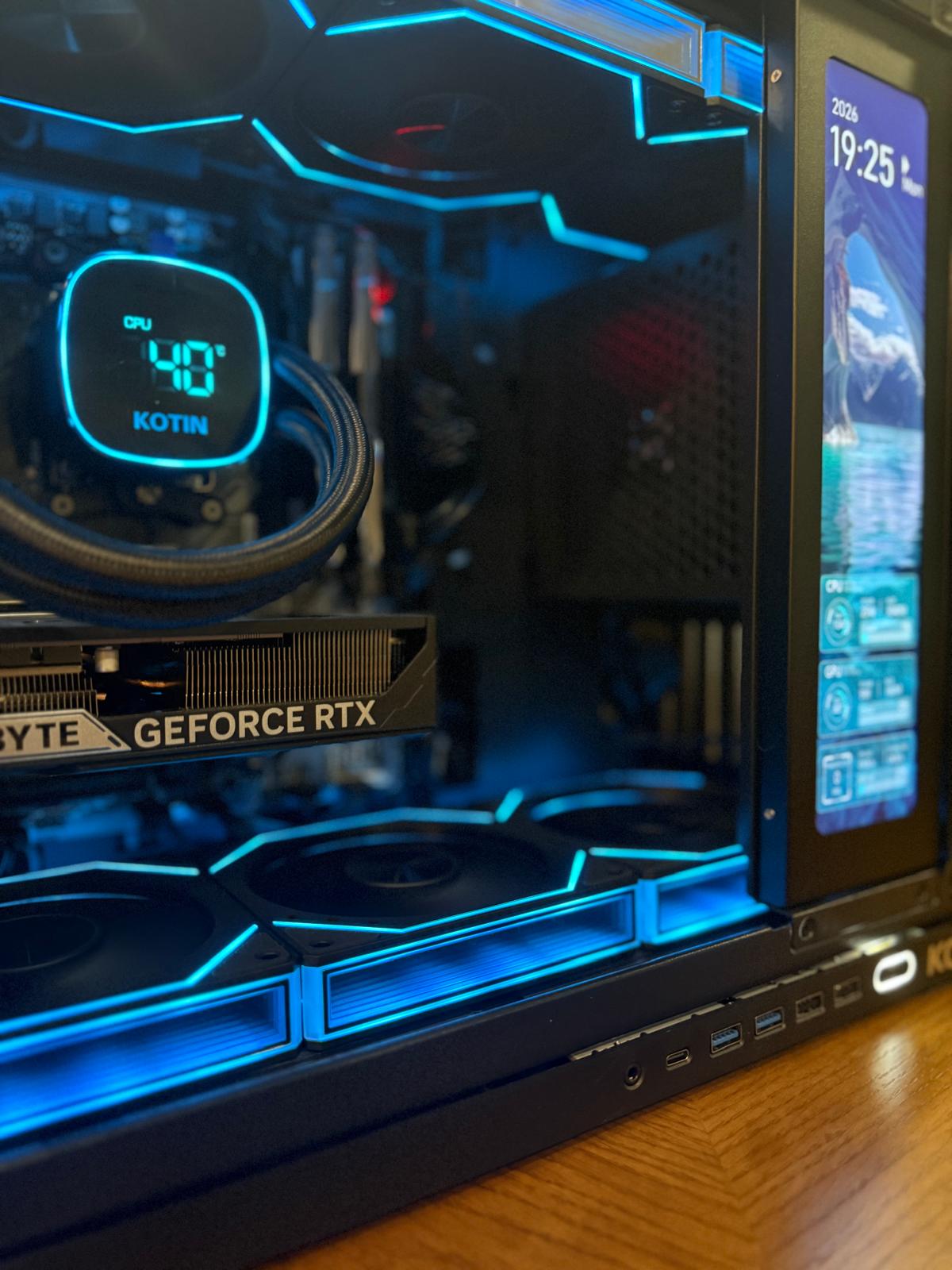 KOTIN Gaming Pc - RTX 5060 8GB - Ryzen 7 9700X - 32DDR5 - 1TB SD - Built-in Display