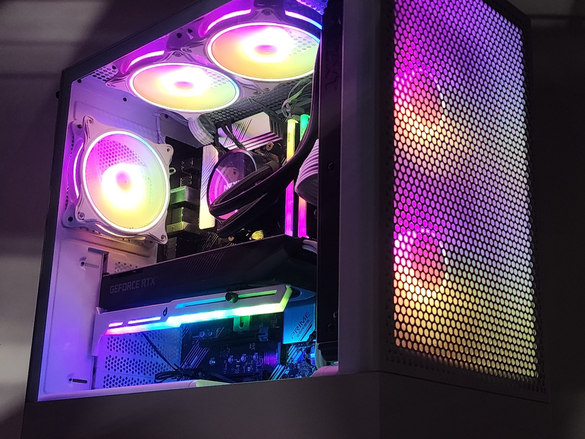 Gaming PC Ryzen 9 5950X 32GB RAM 2TB SSD RTX 3070 8GB Windows 11 PC