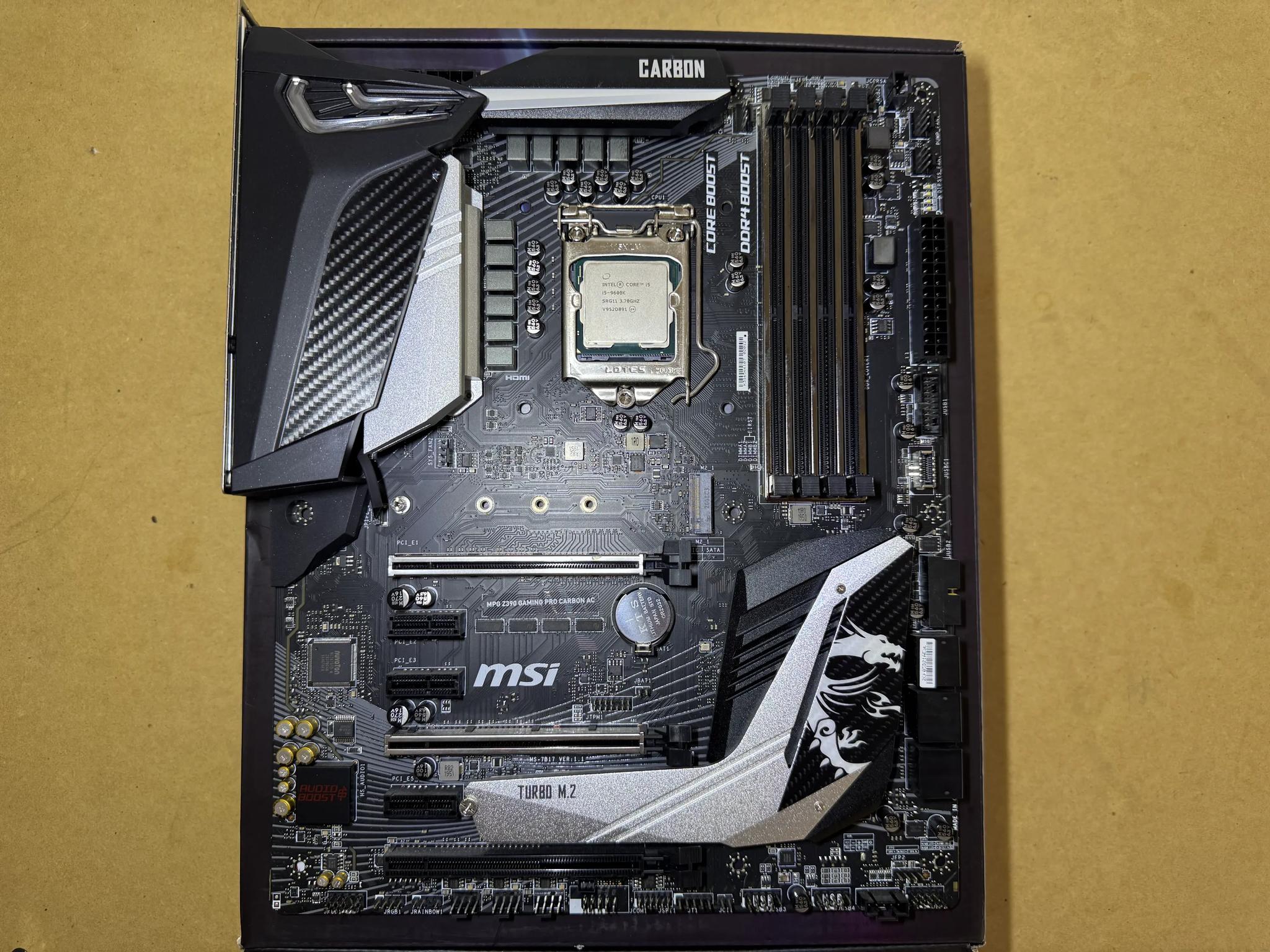 MSI MPG Z390 Gaming PRO Carbon AC WIFI w/ Intel Core i5-9600K 3.7GHz 6-Core Processor