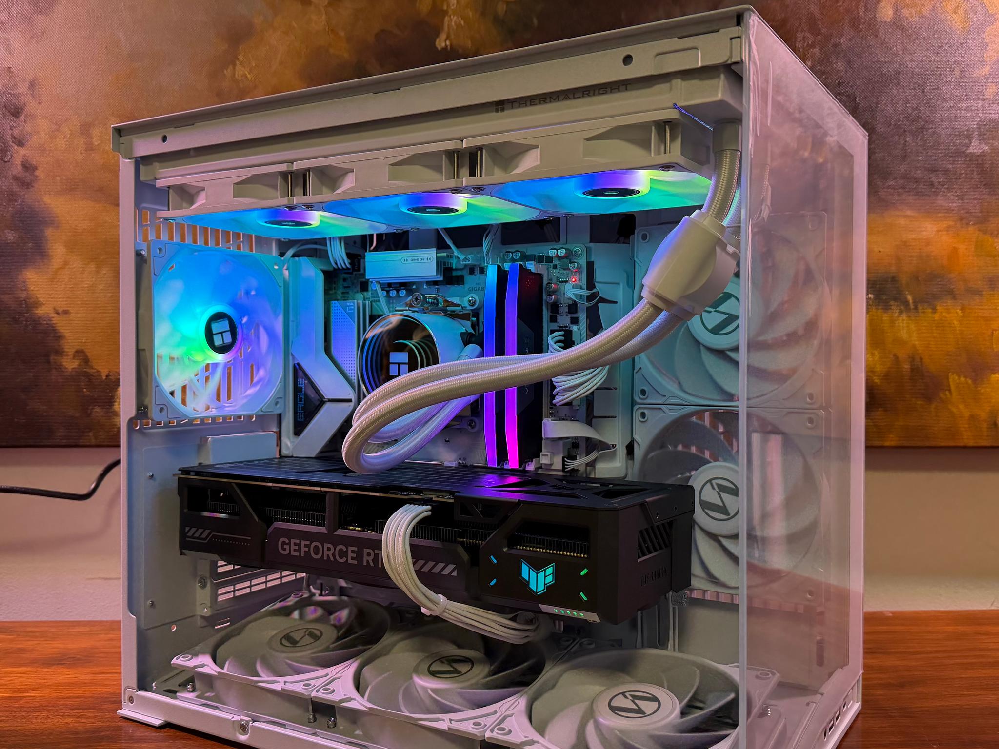 Custom Built PC - Ryzen 7 7700X | RTX 5070 TUF | 32GB DDR5 | 2TB SSD