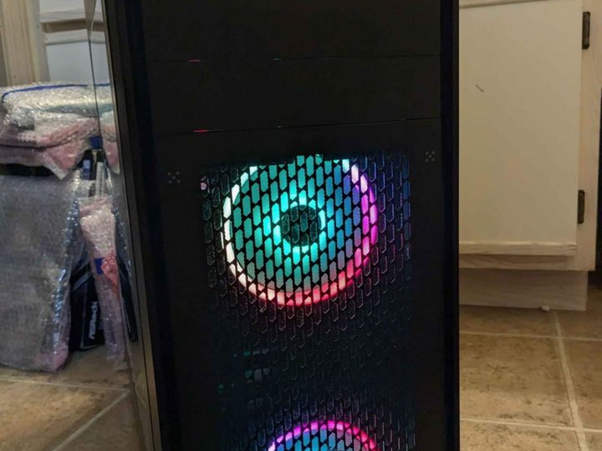200 FPS Fortnite | Gaming PC | i5-8600k, GTX 1080 Ti, 16GB DDR4, 500GB SSD, Win11, WiFi