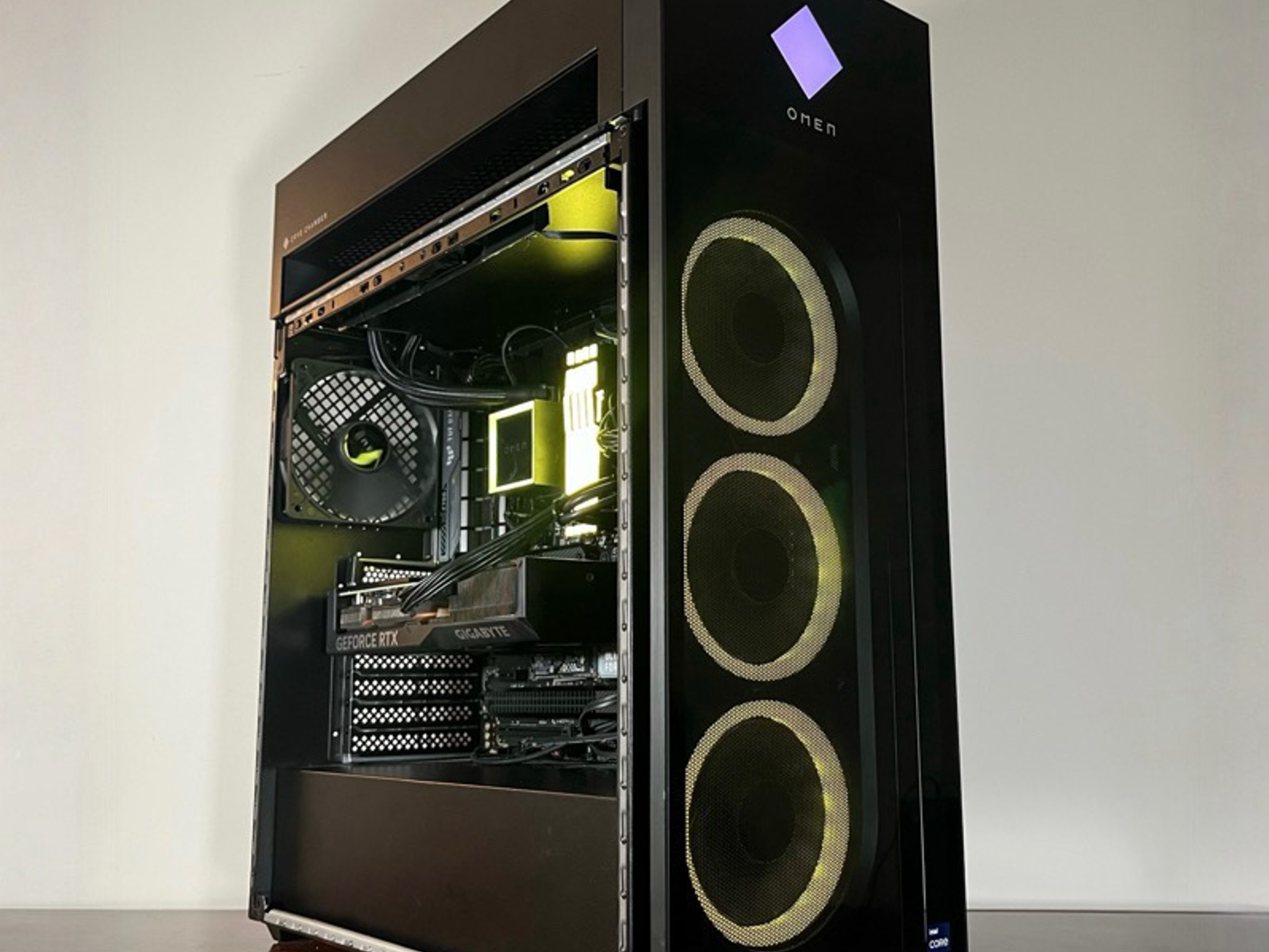 ⚡4K BEAST⚡i9 13900KF | 64GB RAM | 6TB Storage | RTX 4070 Super | Liquid Cooled