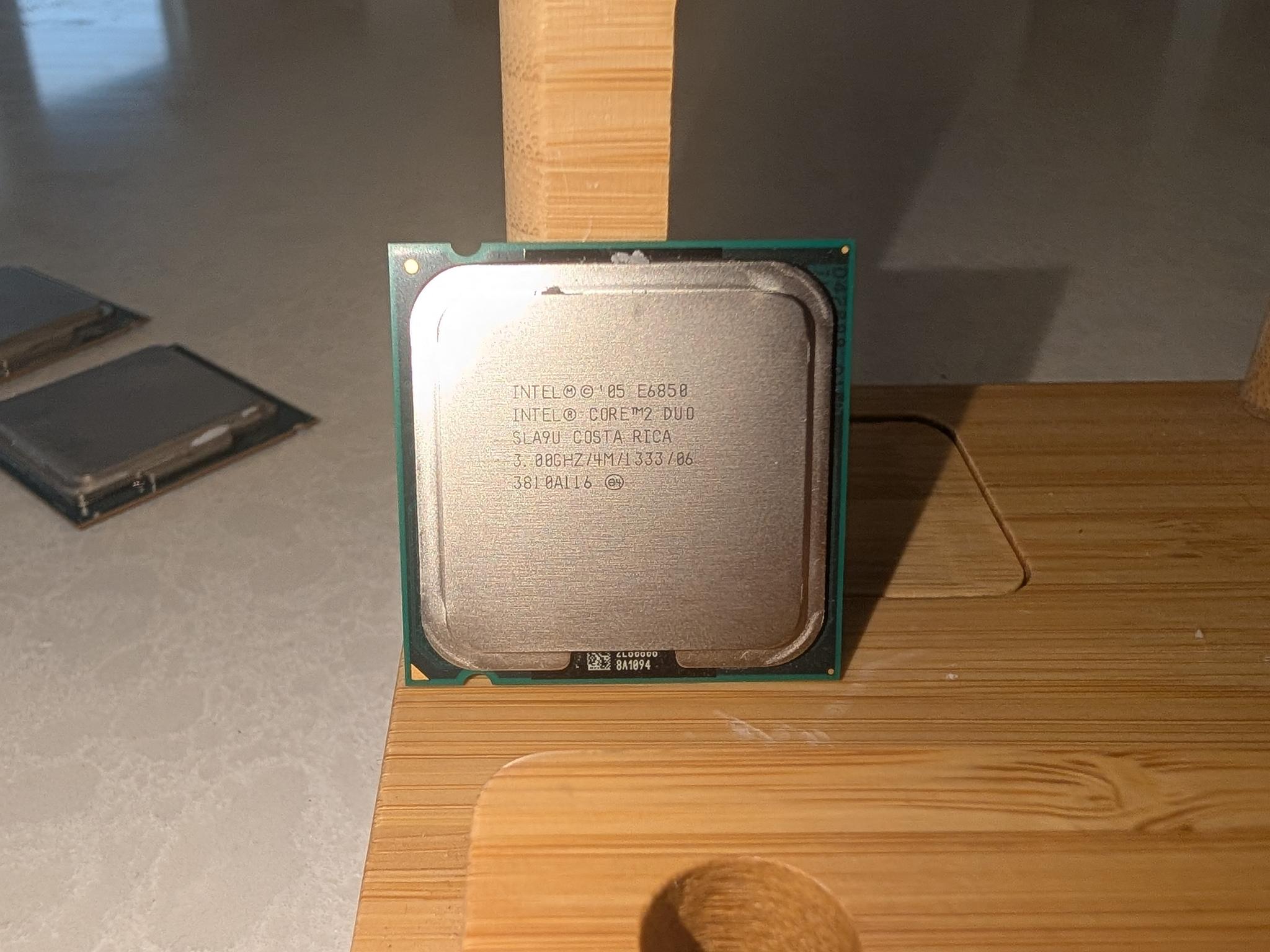 Intel core 2 Duo e6850 untested