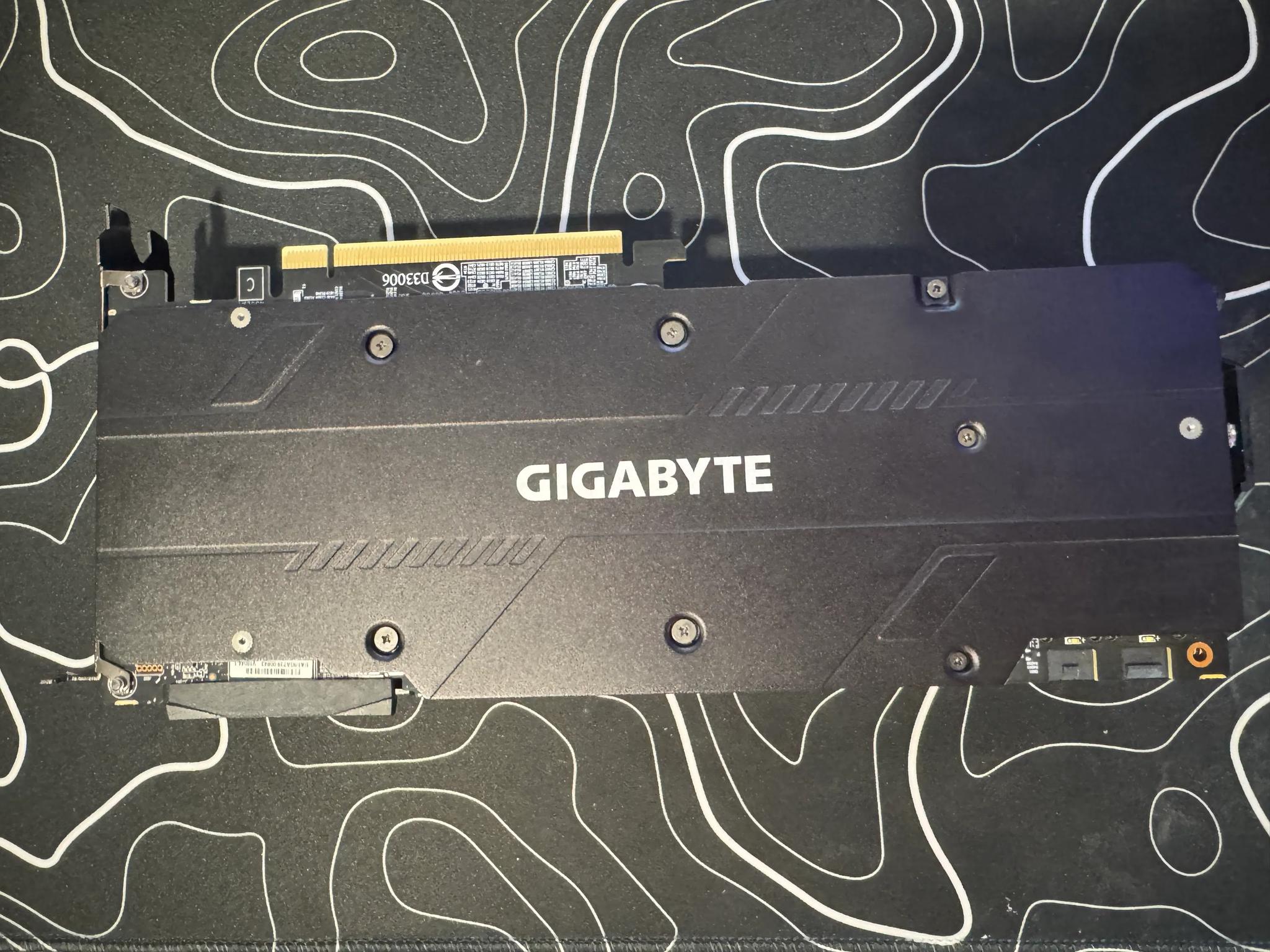 Gigabyte GAMING OC GeForce RTX 2080 8 GB Video Card