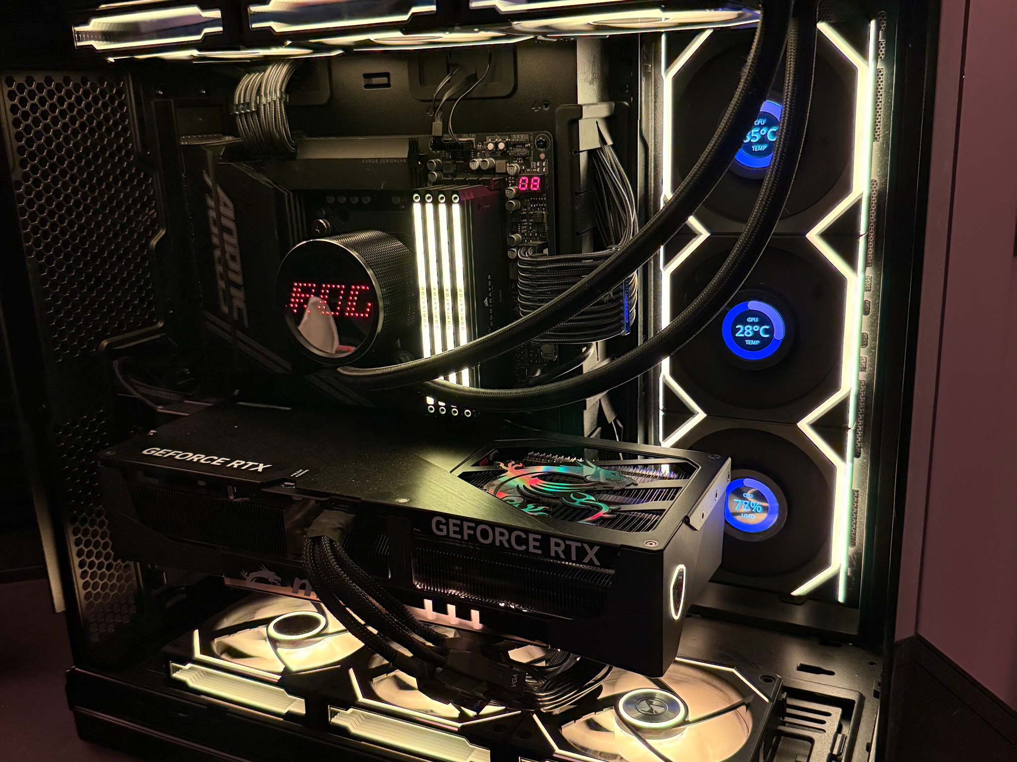 MSI GeForce RTX 5090 32G GAMING TRIO OC - Pristine Condition