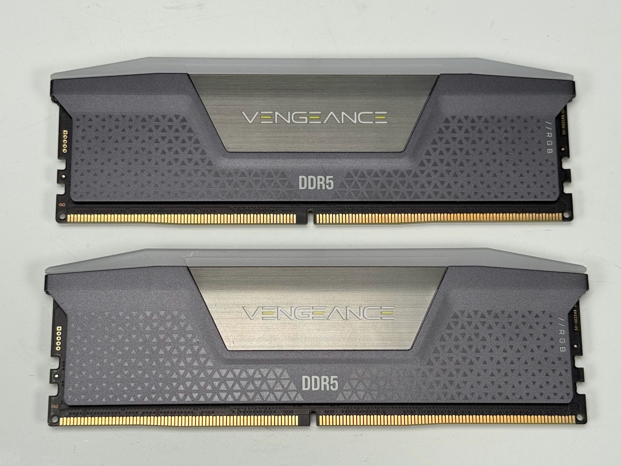 CORSAIR VENGEANCE RGB DDR5 RAM 32GB (2x16GB) 6000MHz(CMH32GX5M2B6000Z30K)
