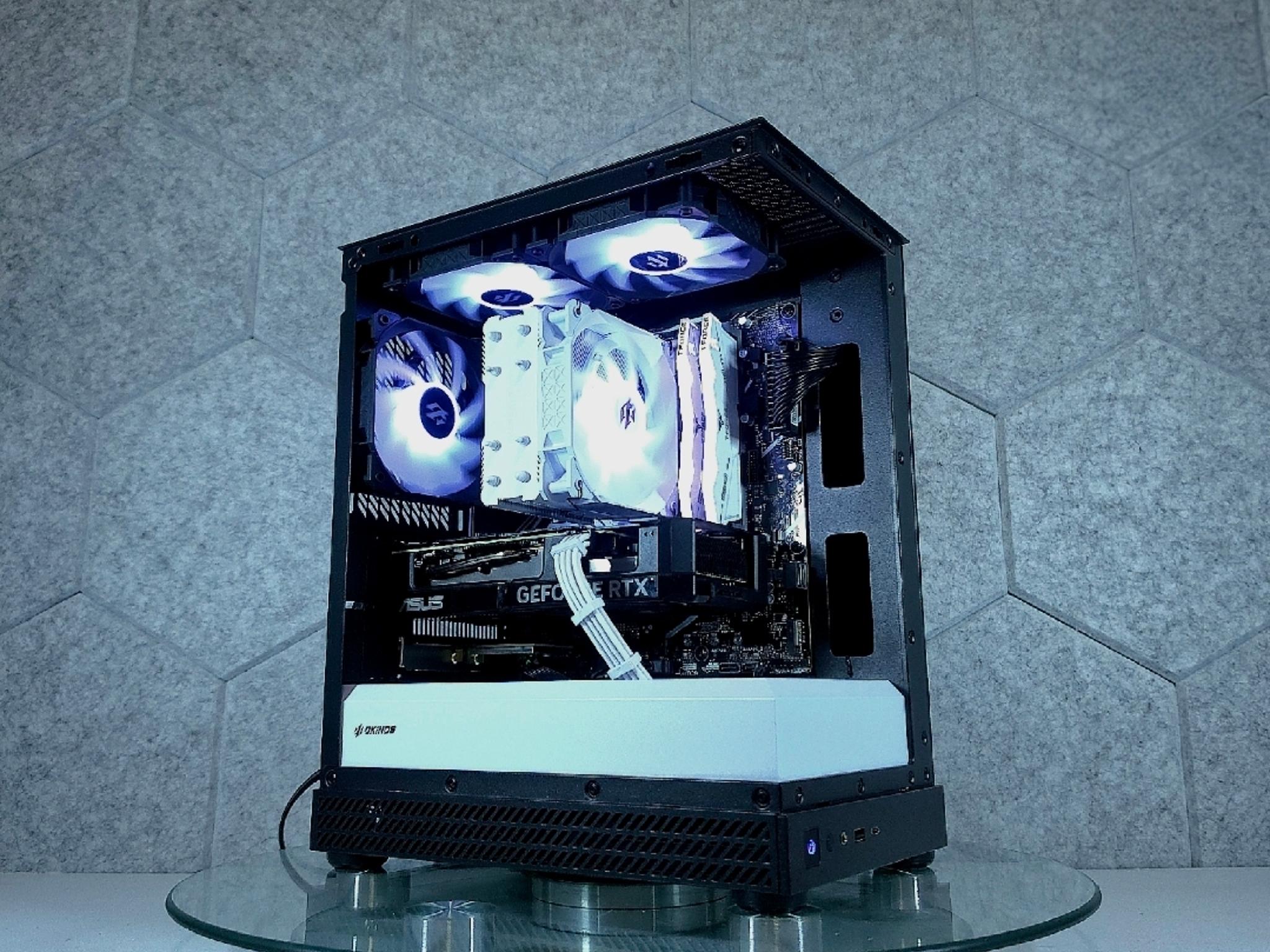 ASUS RTX 4070 🖤 Core i7 14700F