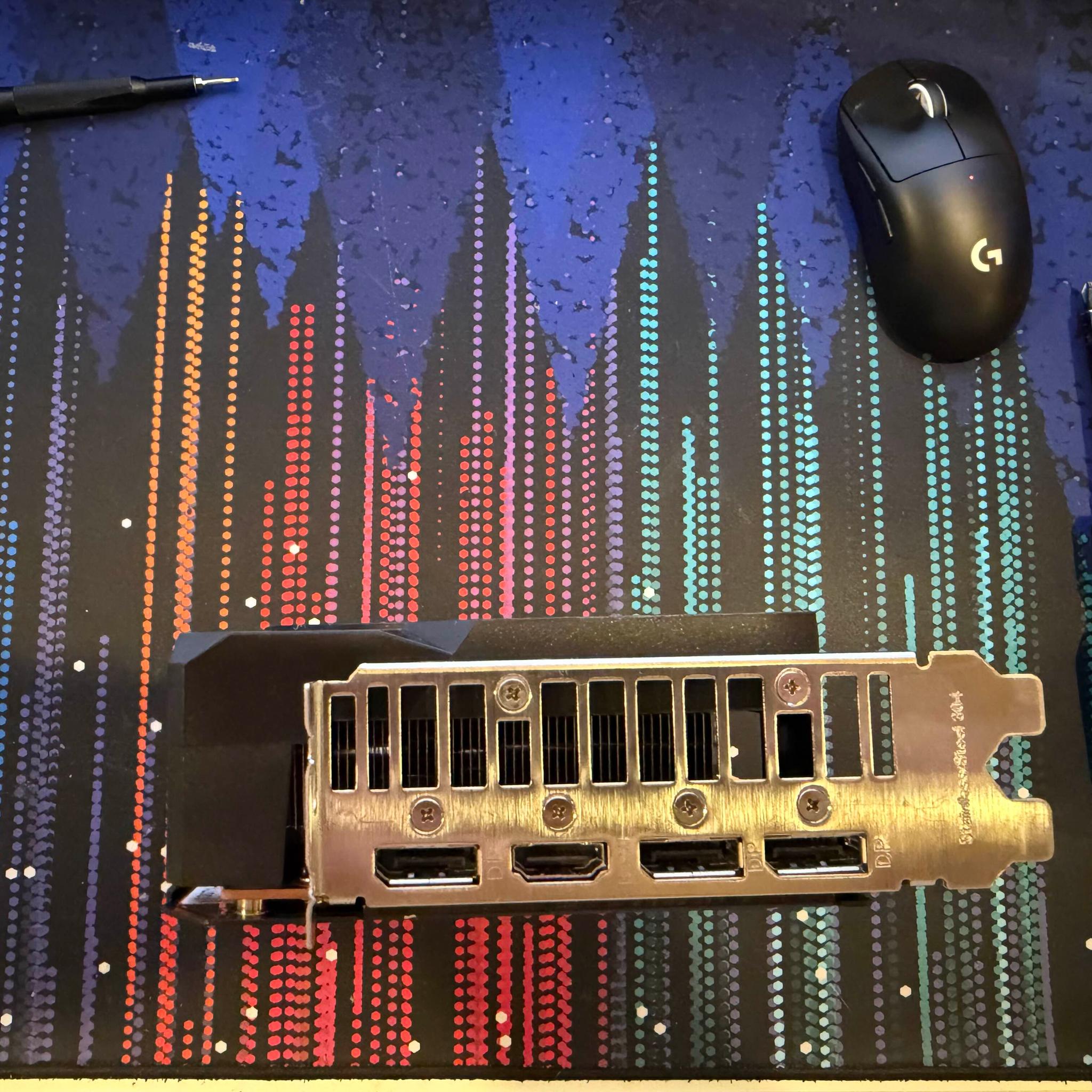 Asus Radeon RX 6600 XT DUAL OC