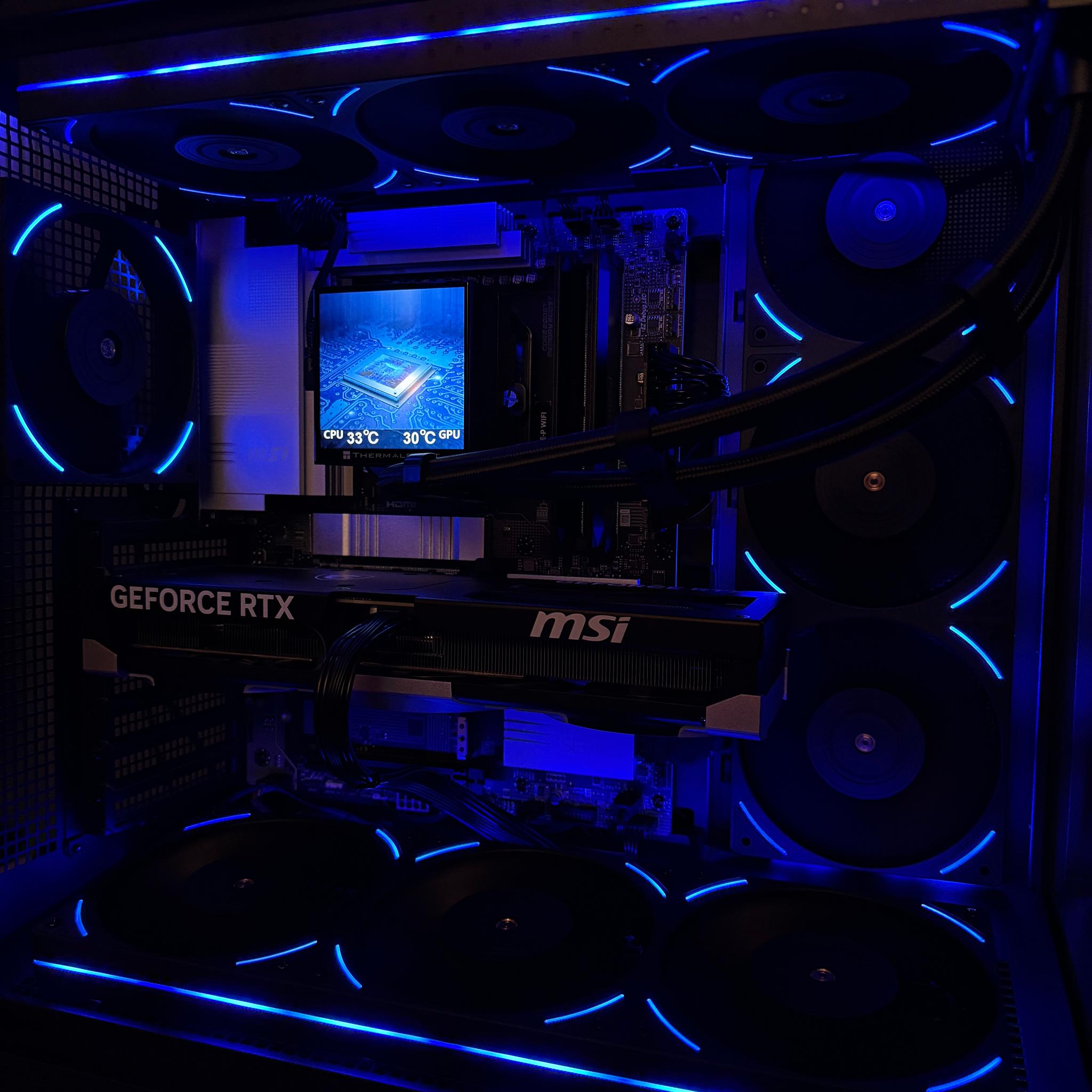 👨‍🚀Gaming PC | Ryzen 9900X, RTX 5070 Ti, 32GB DDR5 6000, 2TB Gen4 SSD, 1000W Thermaltake