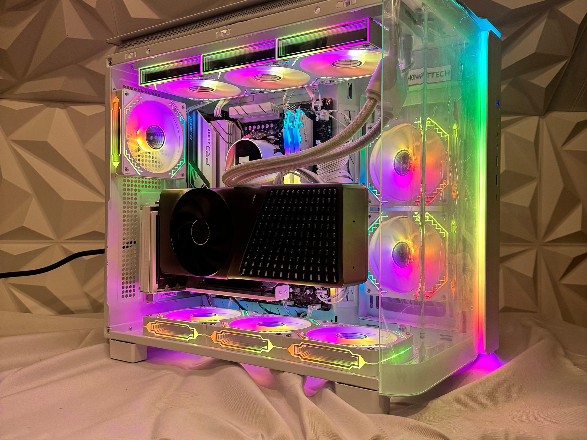 "Golden Bunny" Ryzen 7 7800x3d, 4080 super, 64gb ddr5, 2tb nvme showpiece pc