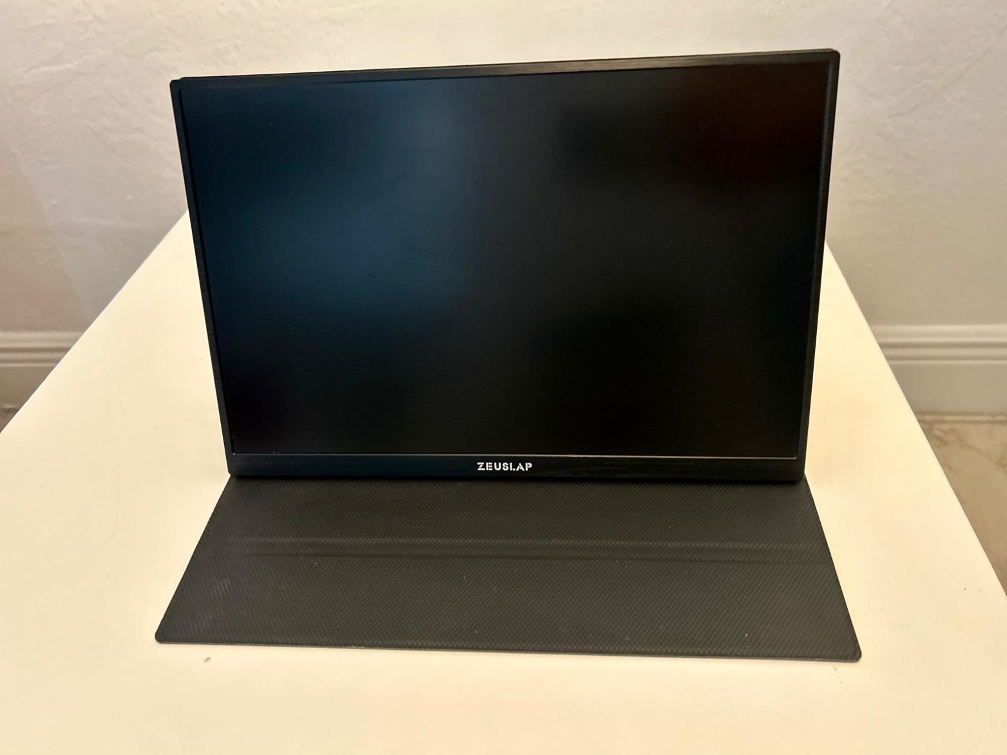 Portable Monitor 1920x1200 IPS Touchscreen 60Hz