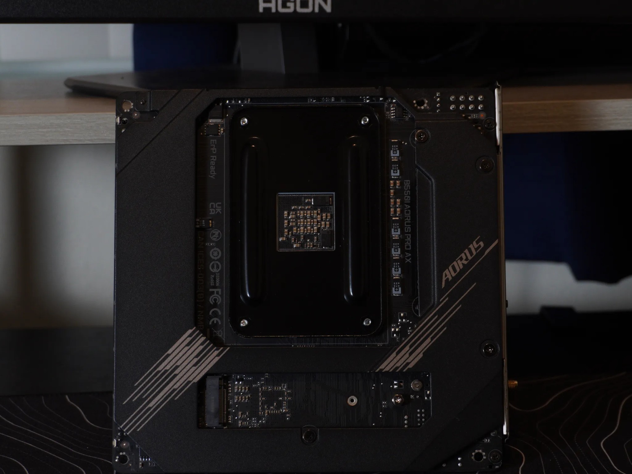 R7 5700x3d + 64 GB DDR4 3600 MHz Ram + Gigabyte B550 ITX