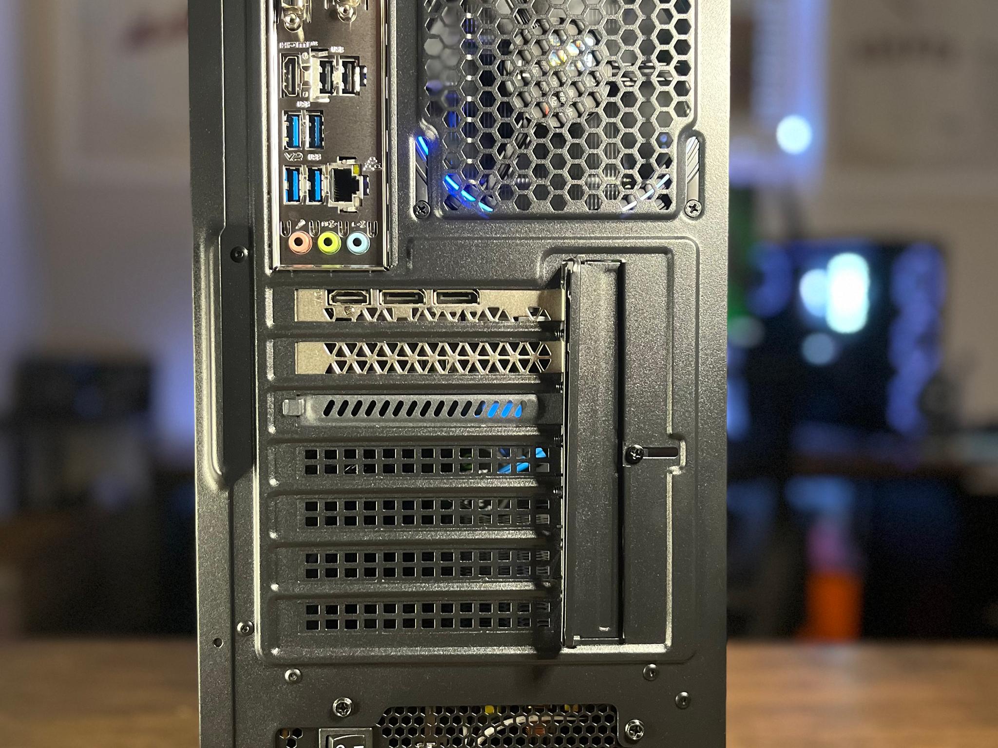 Black/Blue Gaming PC(RX 580 8GB +  RYZEN 3 1200)
