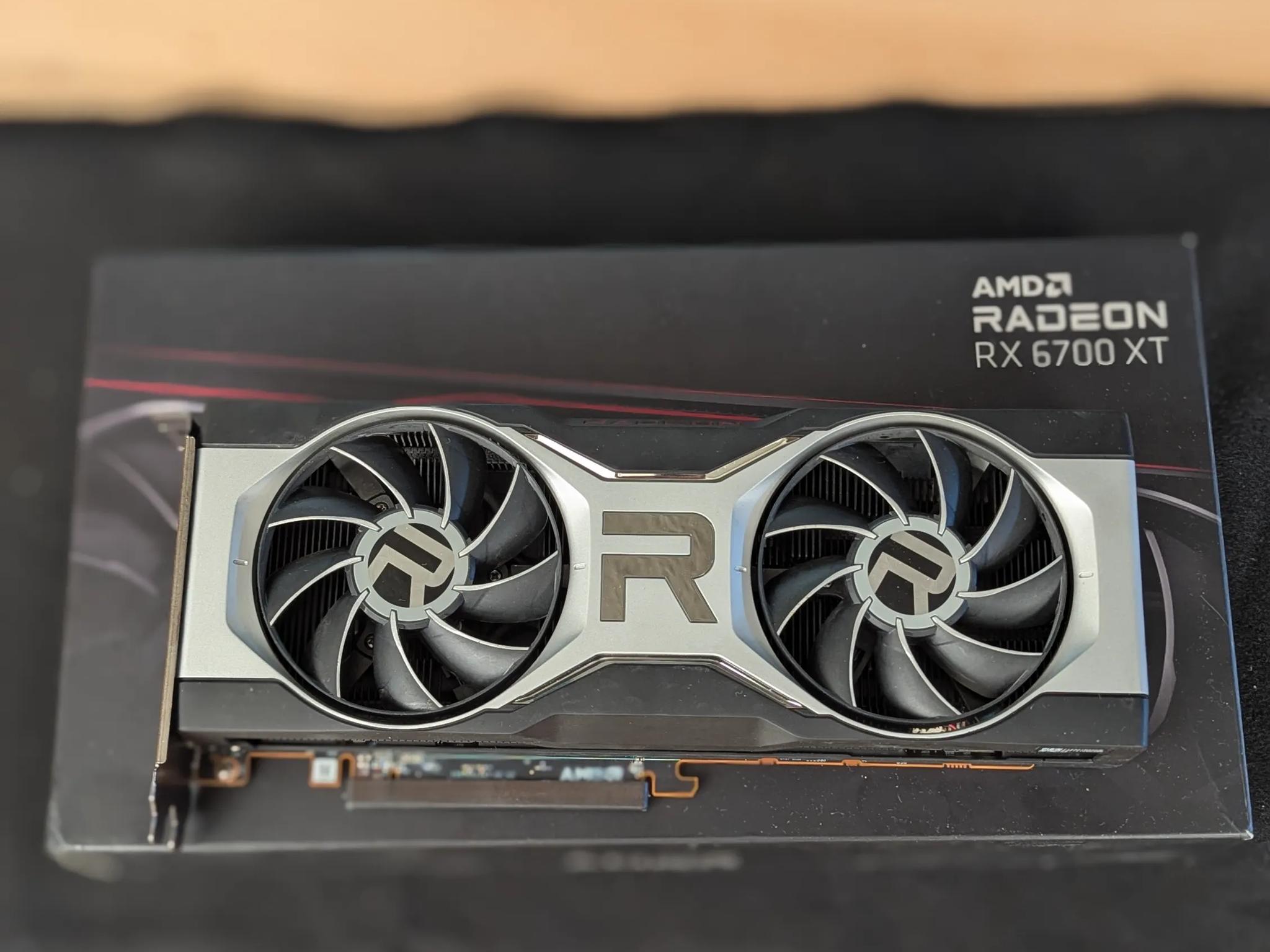 🔥 AMD Radeon RX 6700 XT Reference Edition – 1440p Gaming Beast | Clean & Powerful 🎯