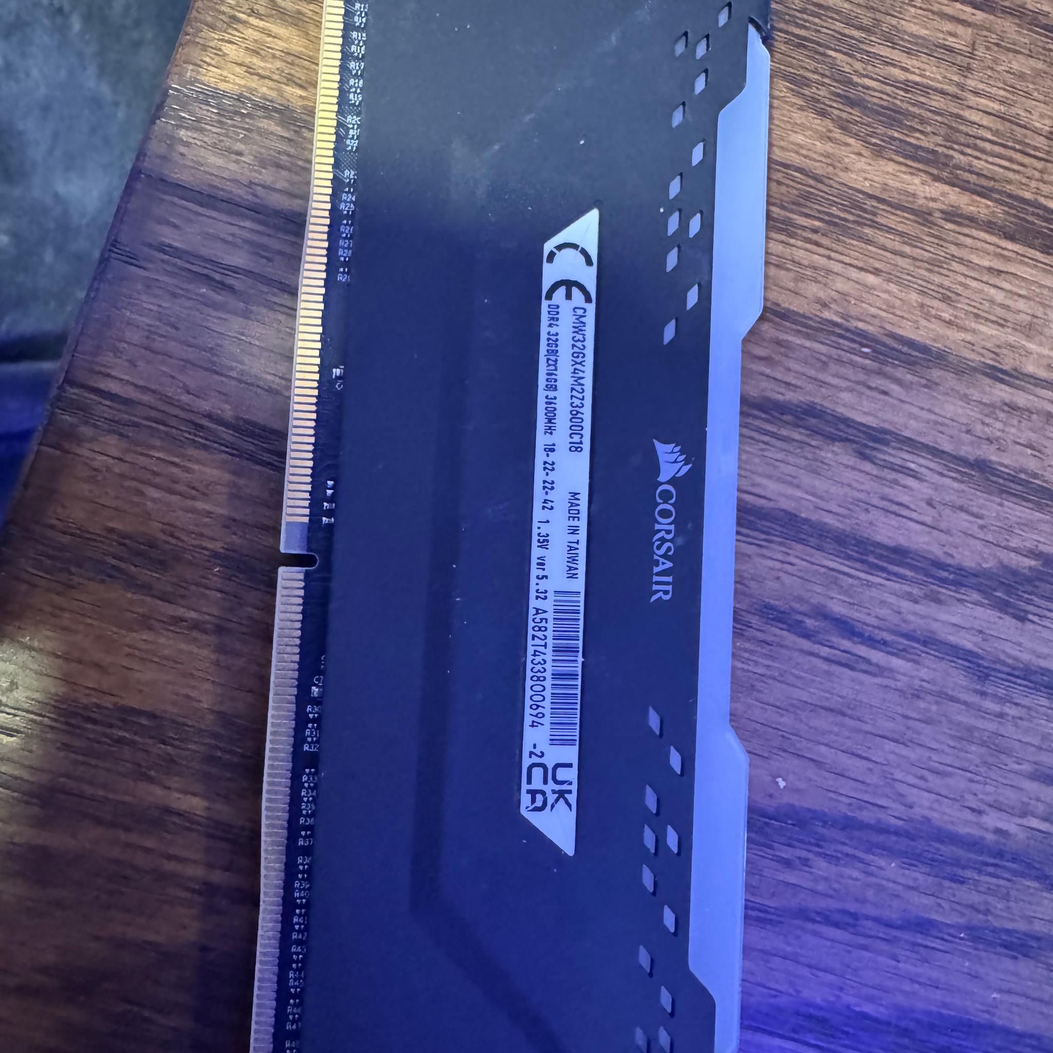 Corsair Vengeance RGB PRO DDR4 2x16 3600MHz CL18