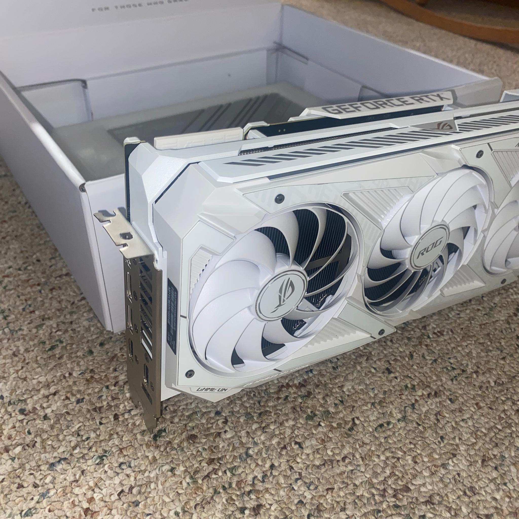 ASUS ROG STRIX RTX3090 24gb WHITE OC GPU