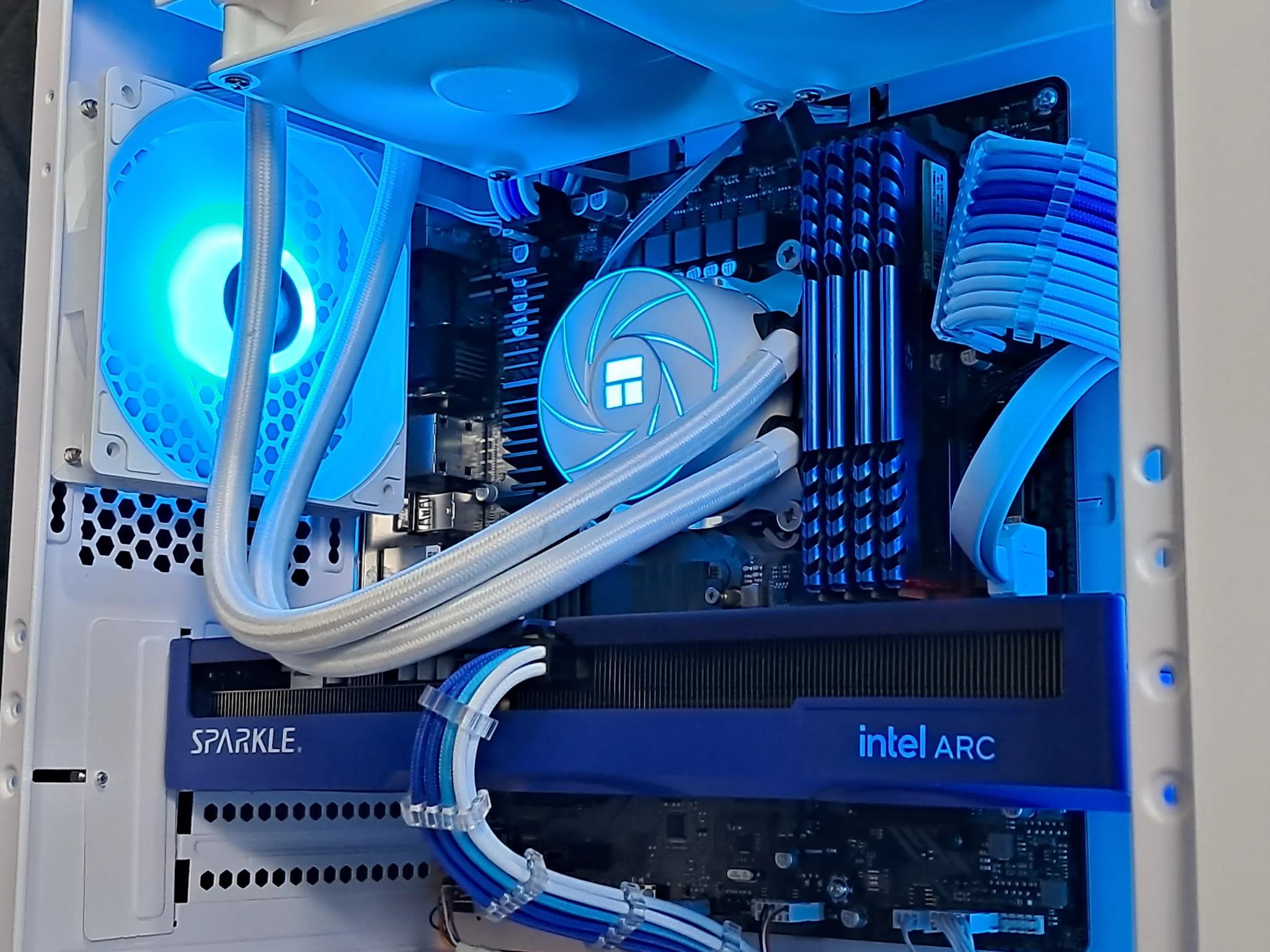 True Blue 1440p Gamer! Arc B580 | Core i5-14600K | 32GB DDR4 | 1TB NVMe SSD